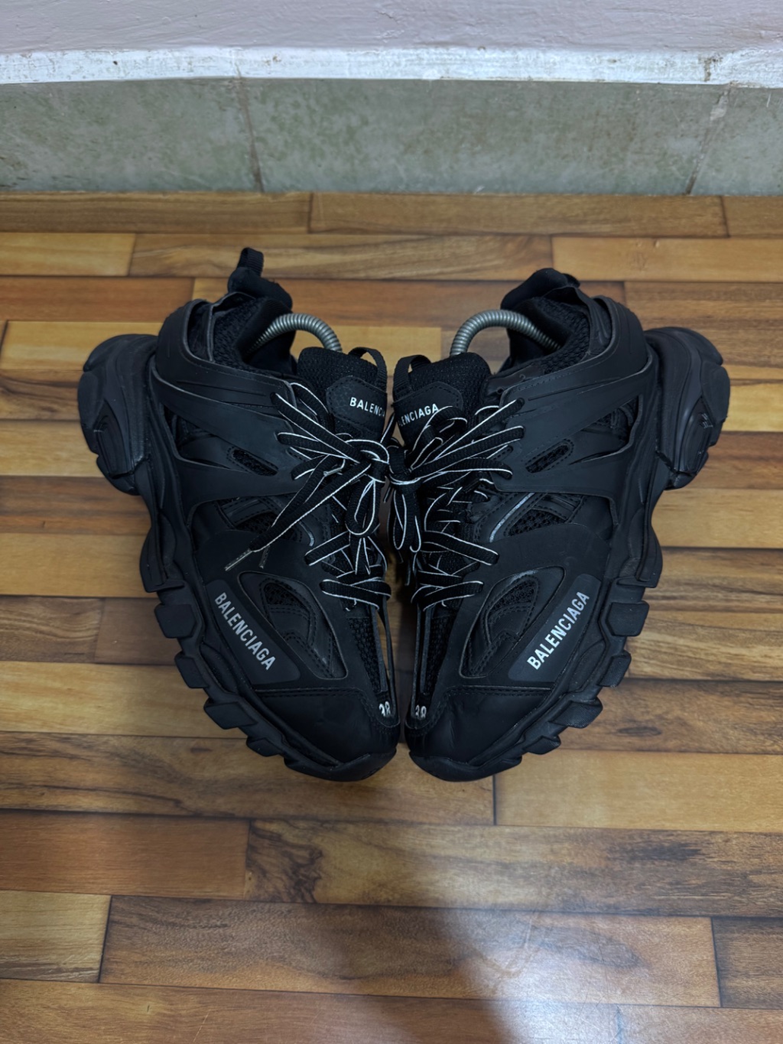 BALENCIAGA TRACK TRAINERS 🖤