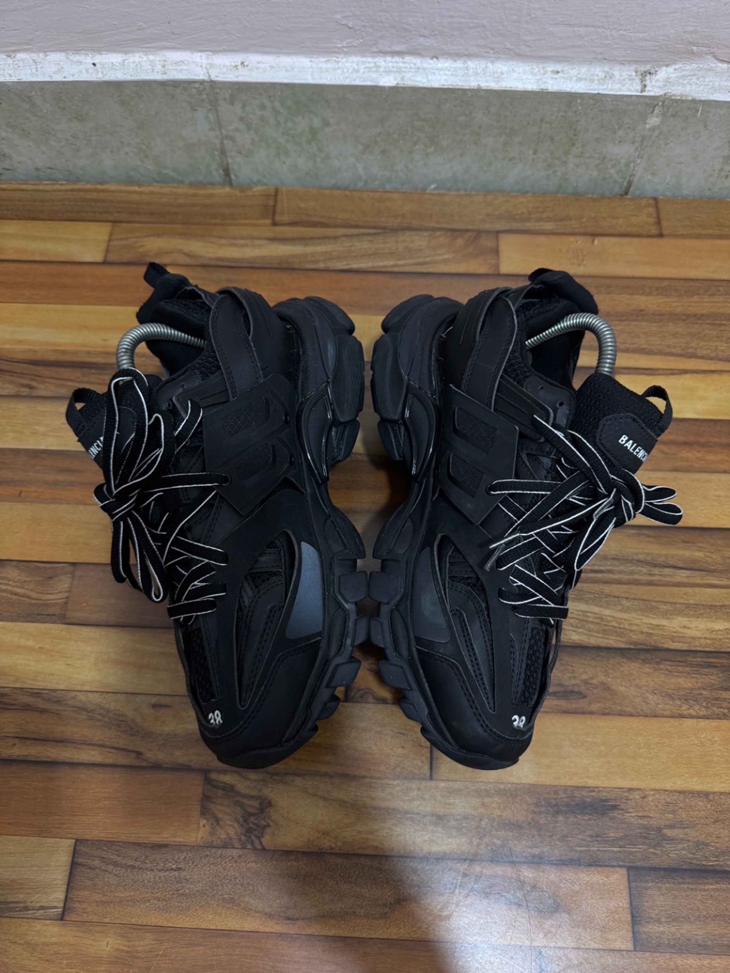 BALENCIAGA TRACK TRAINERS 🖤