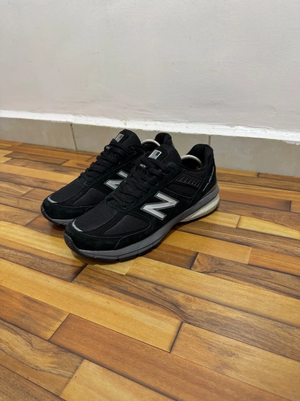 NEWBALANCE 990 🖤