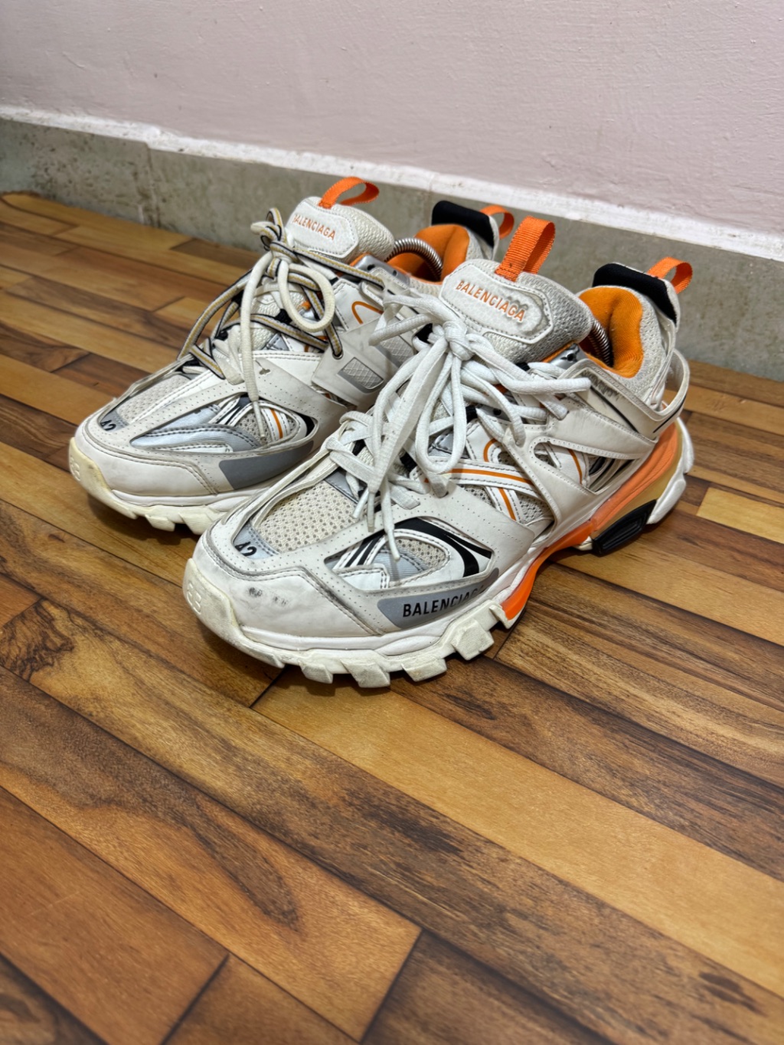 BALENCIAGA TRACK 🤍