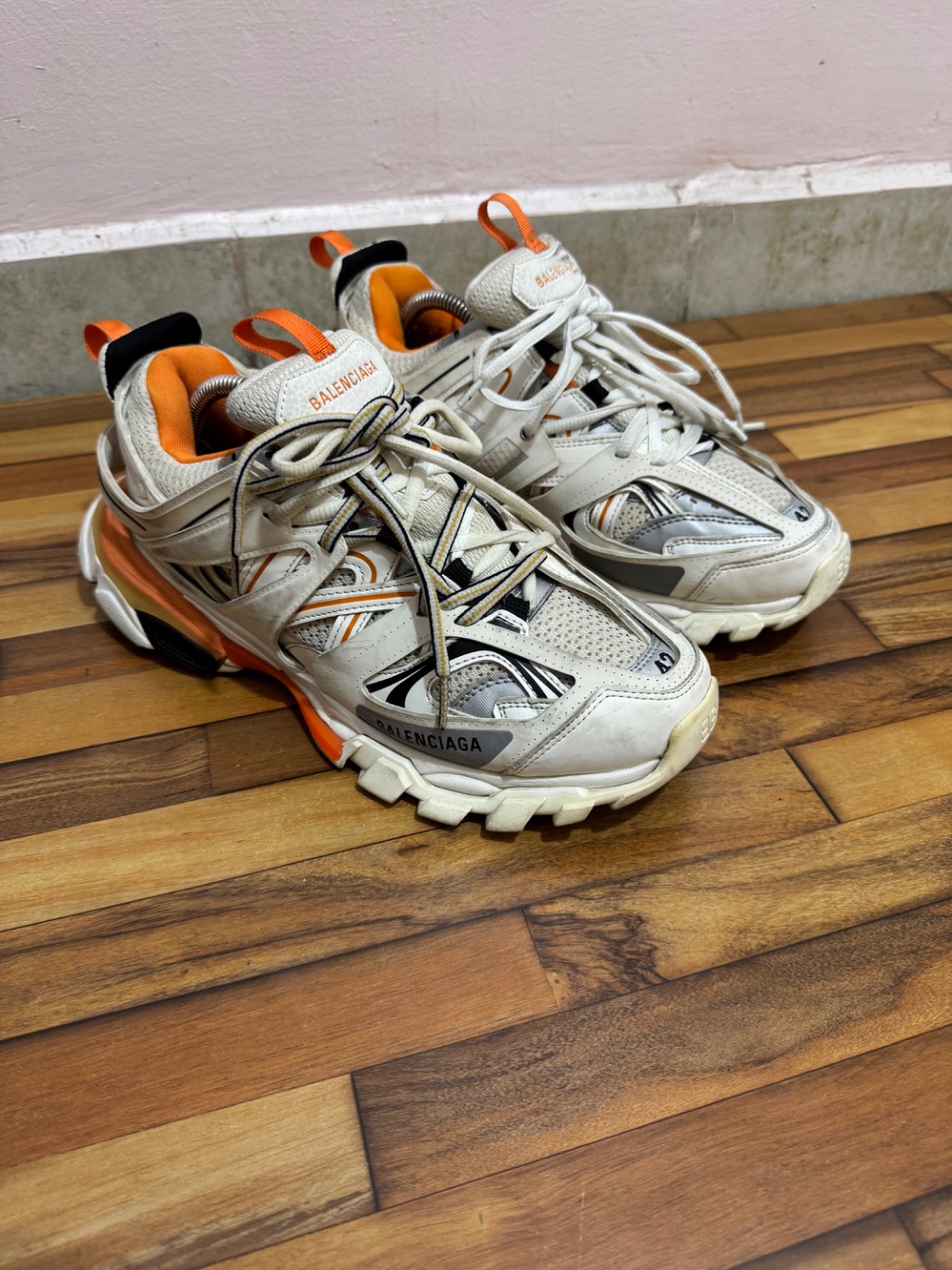 BALENCIAGA TRACK 🤍