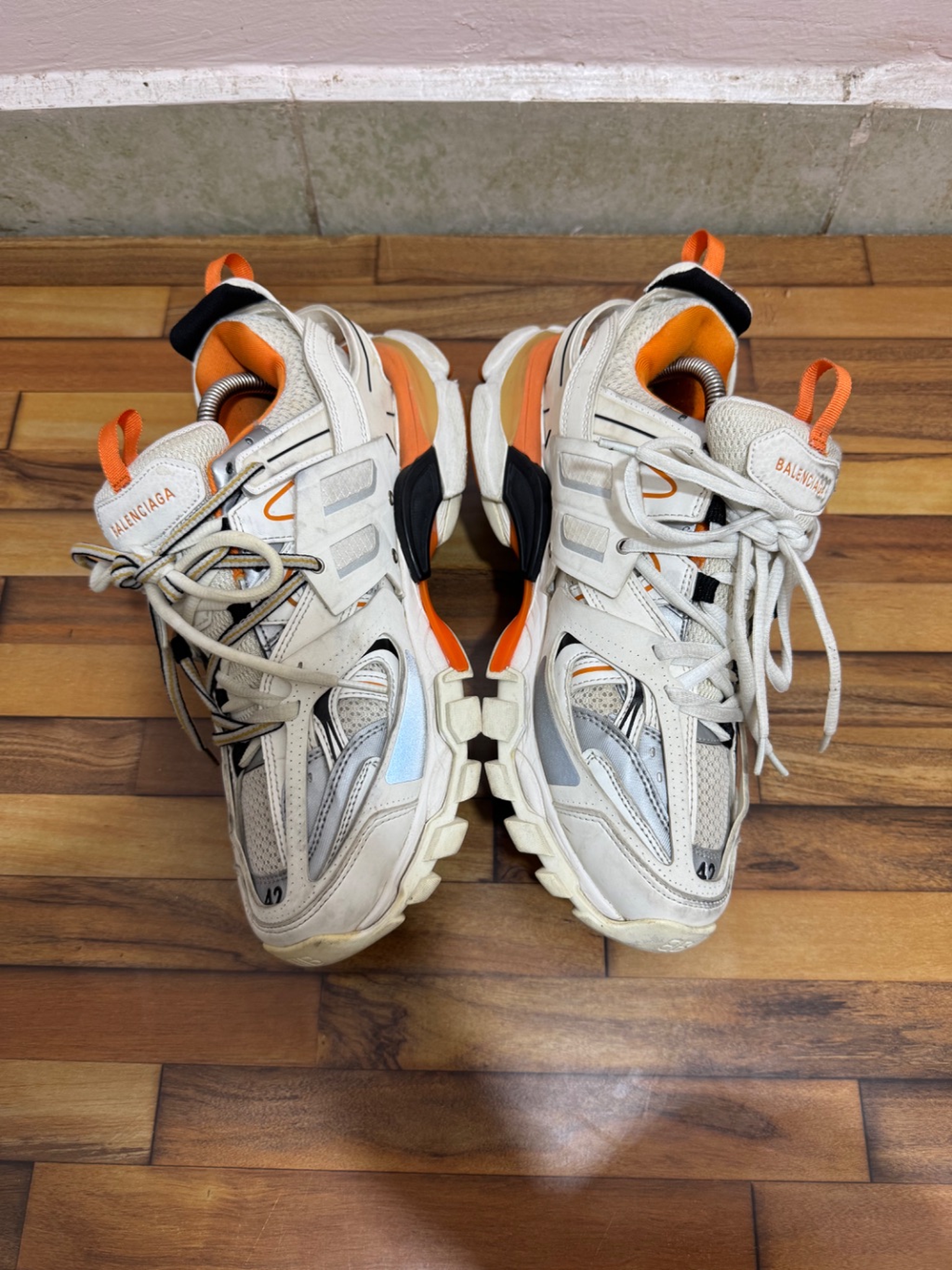 BALENCIAGA TRACK 🤍