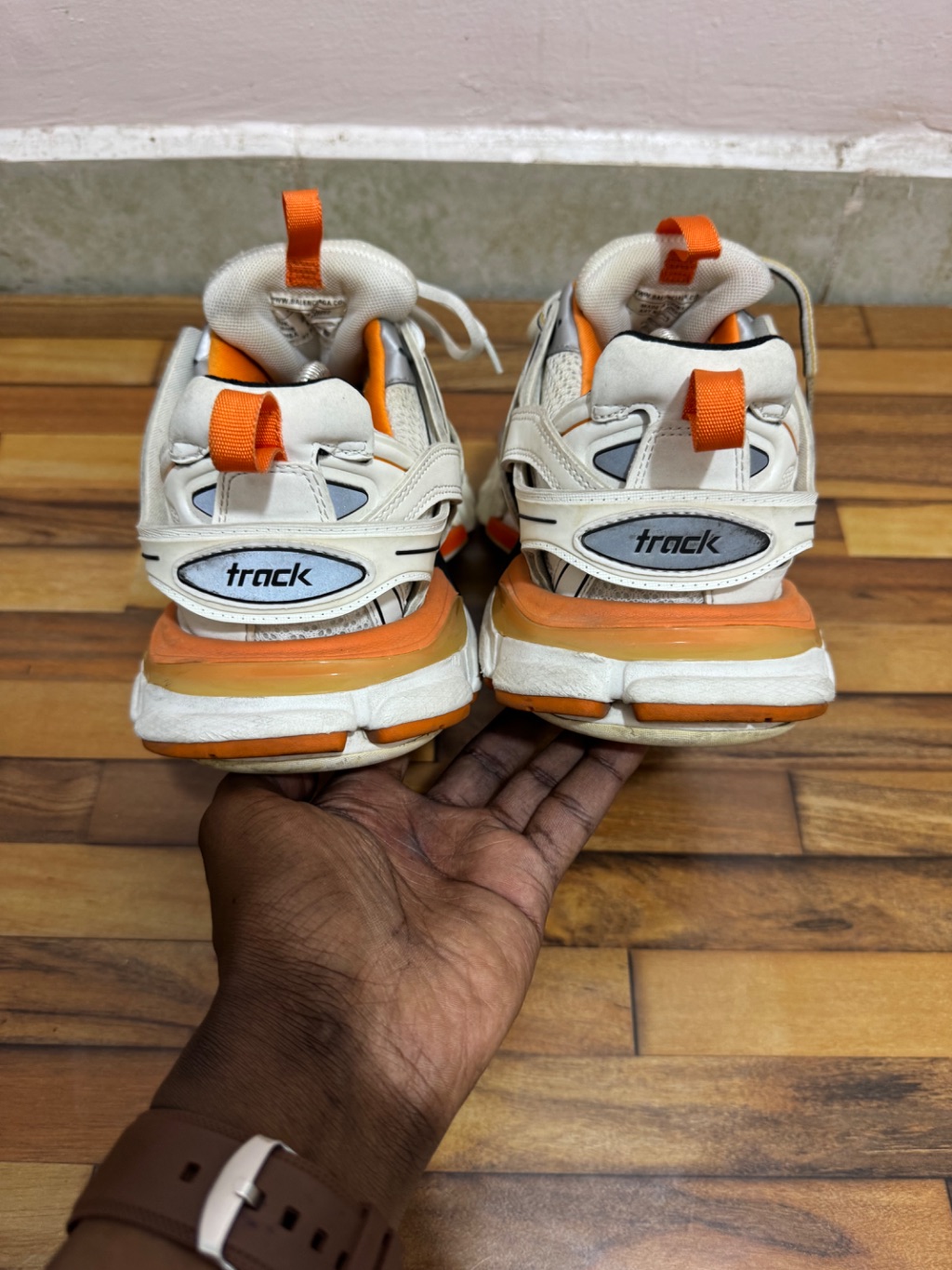 BALENCIAGA TRACK 🤍