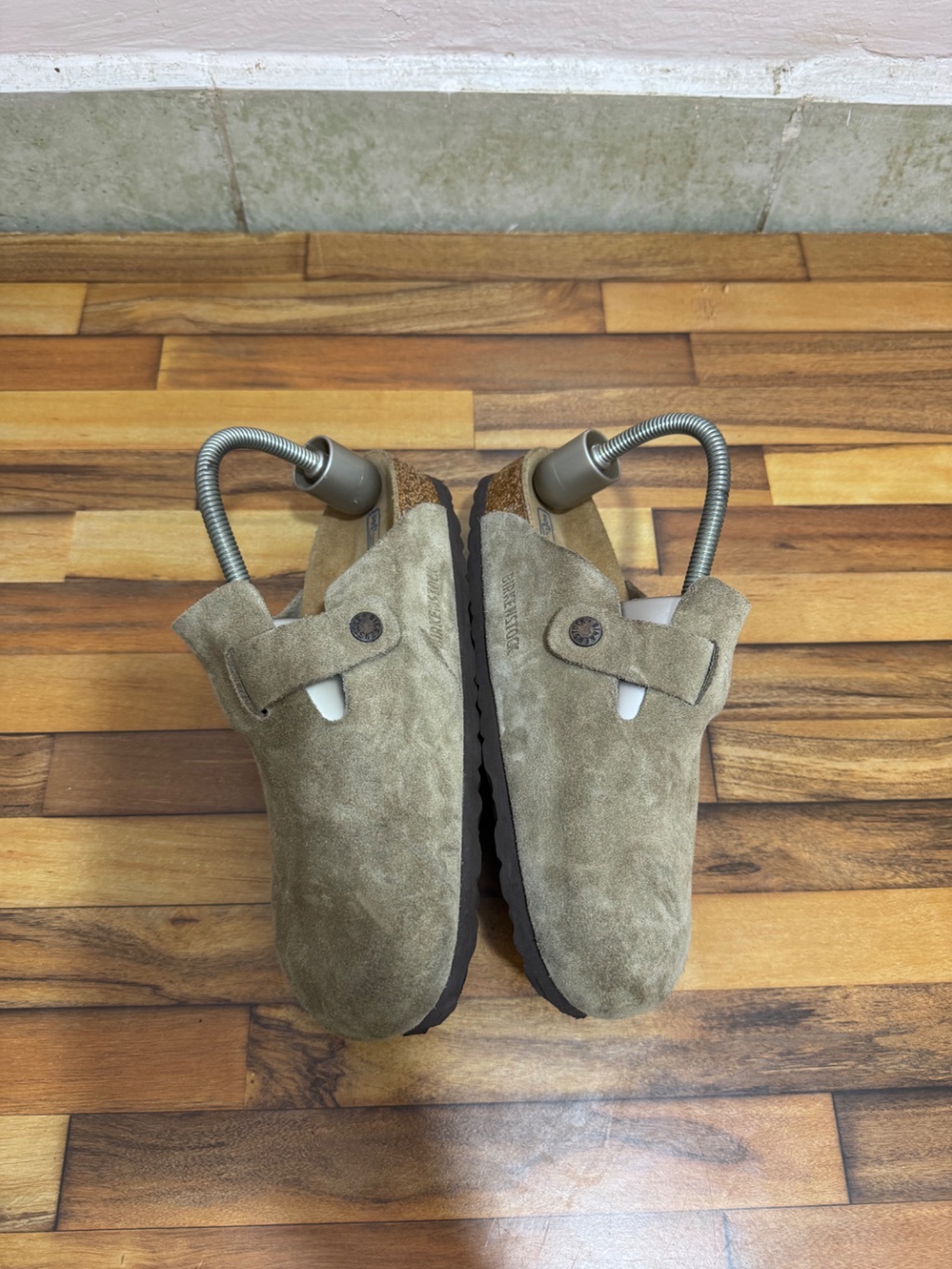 BIRKENSTOCK CLOGS