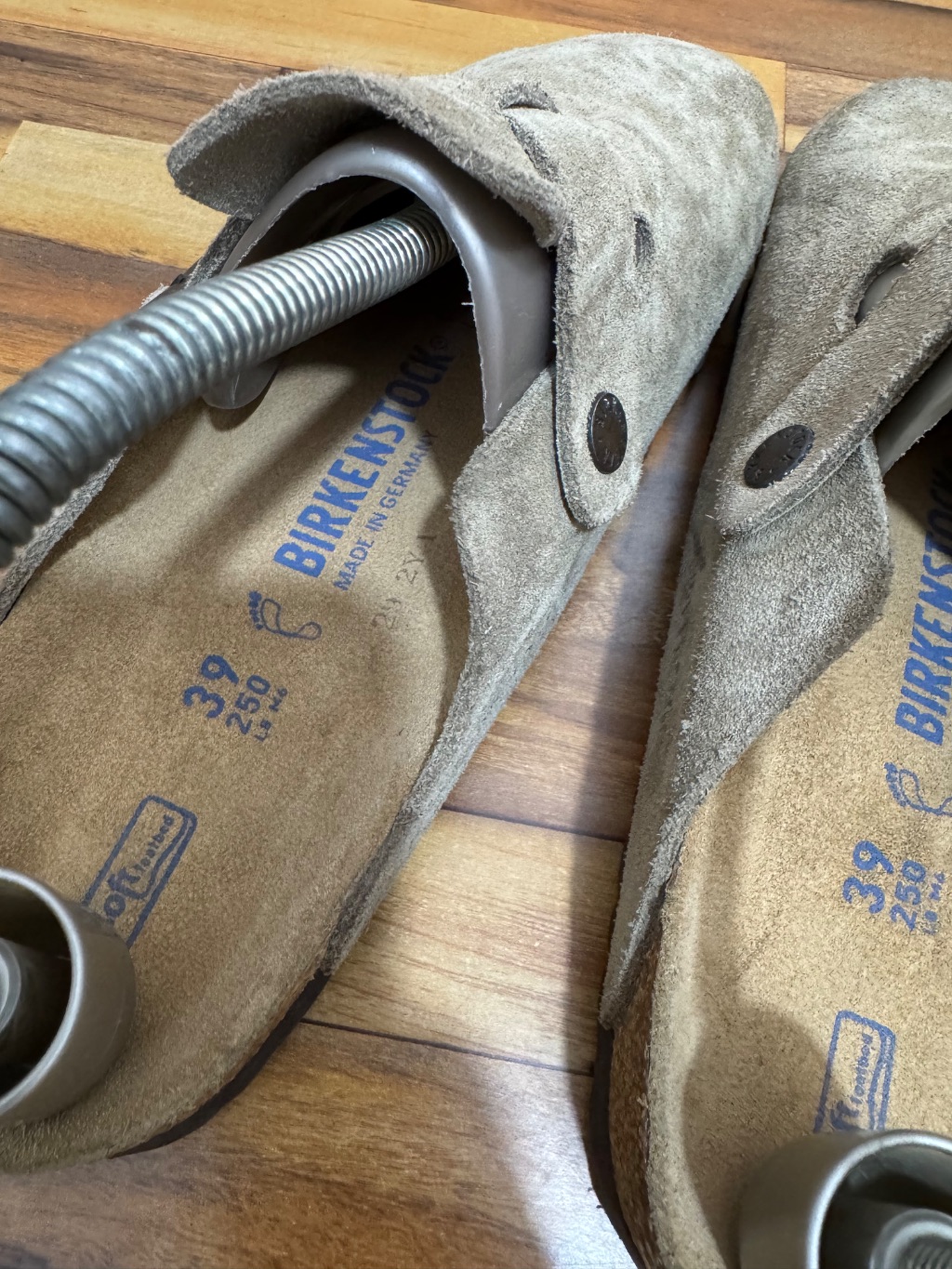 BIRKENSTOCK CLOGS