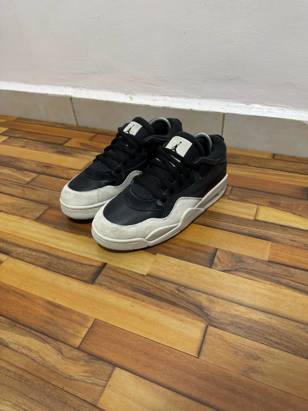 AIR JORDAN 4 RM Sneakers