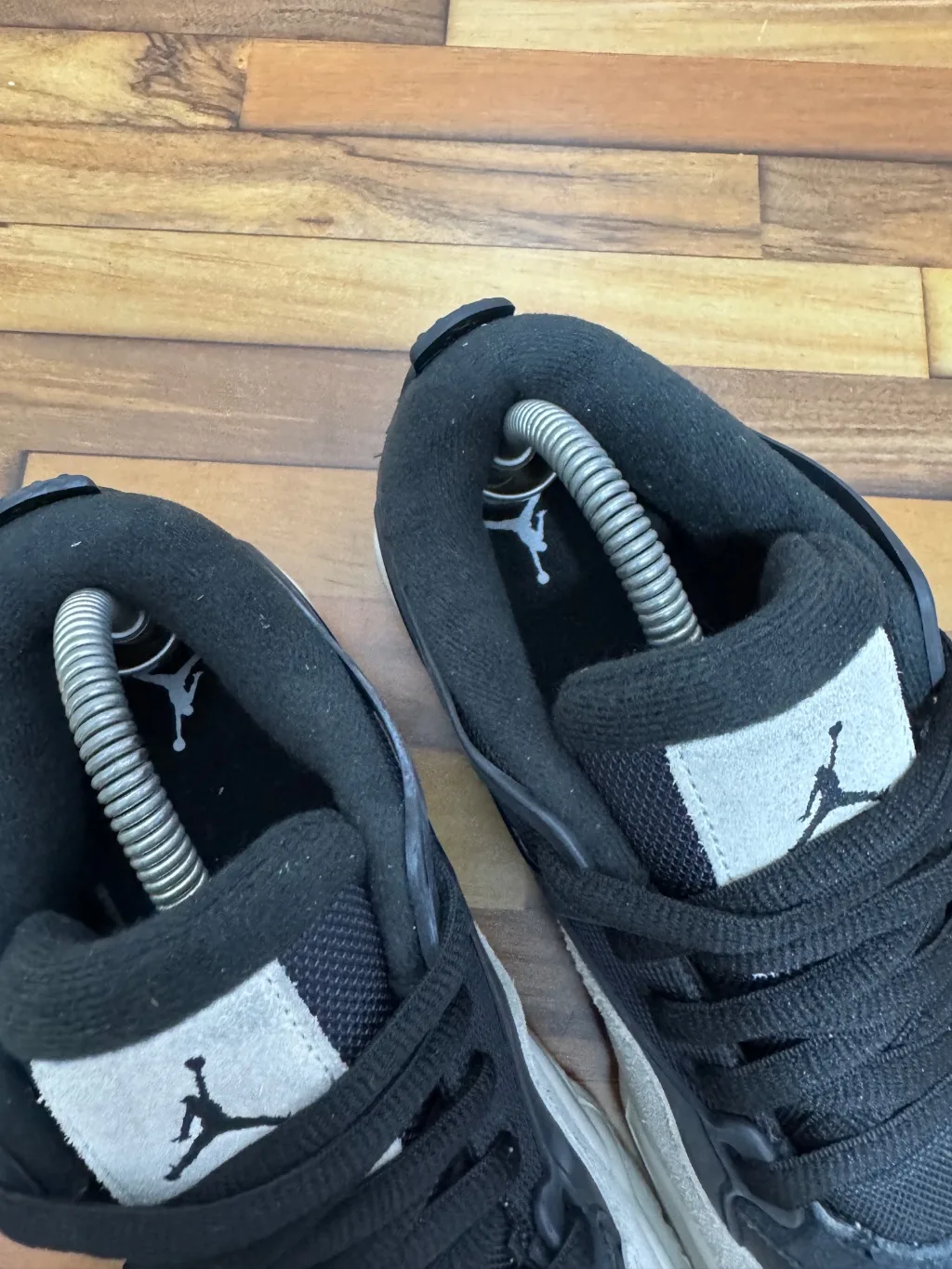 AIR JORDAN 4 RM Sneakers