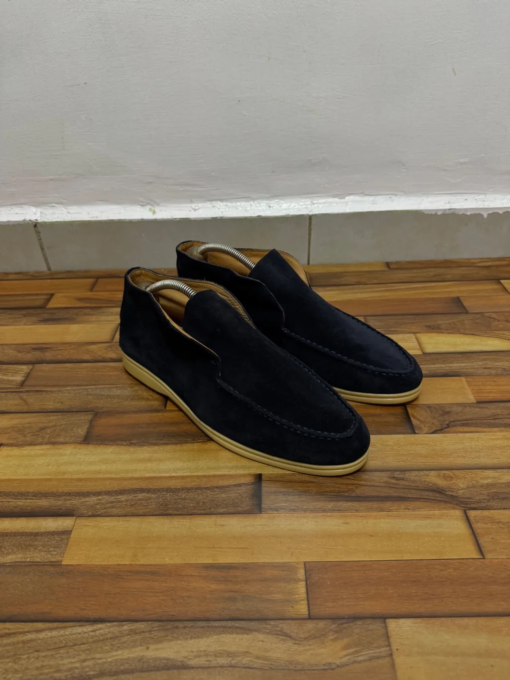 LORO PIANA SUMMER WALK
