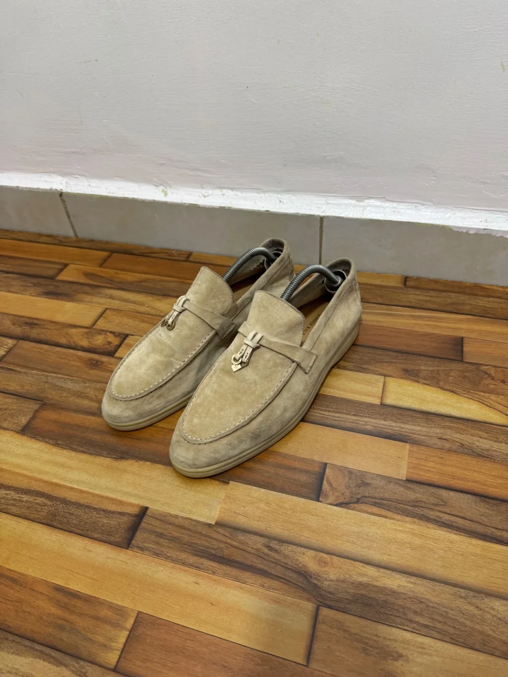 LORO PIANA SUMMER WALK