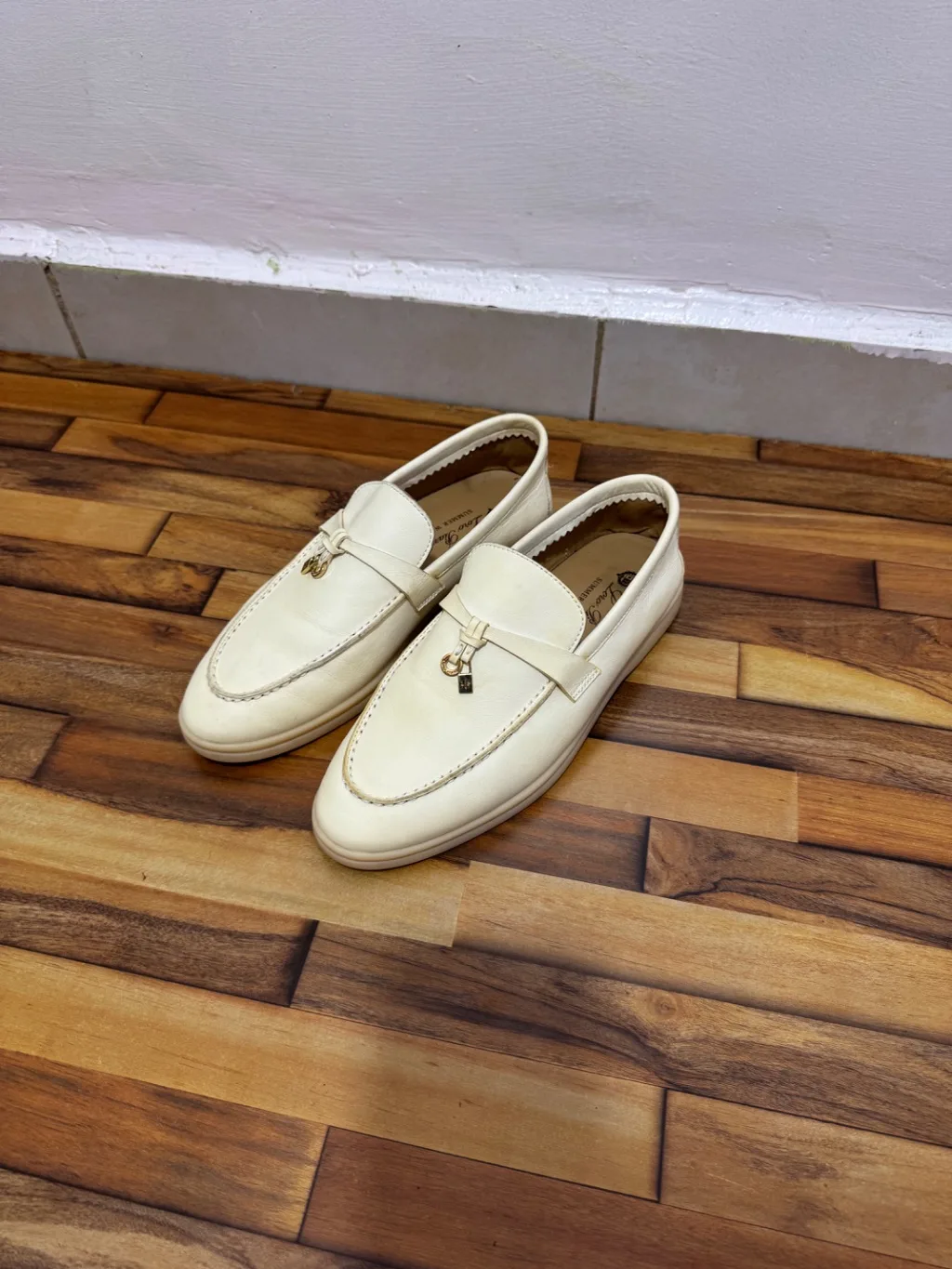 LORO PIANA SUMMER WALK