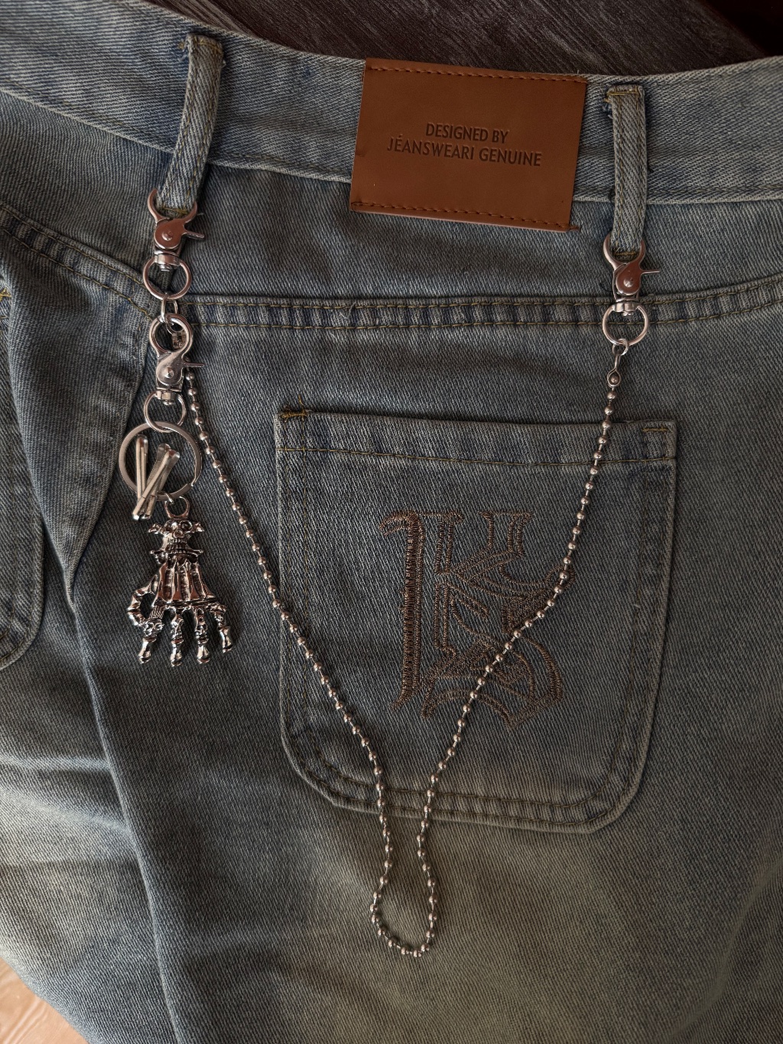 Punk hand pant chain