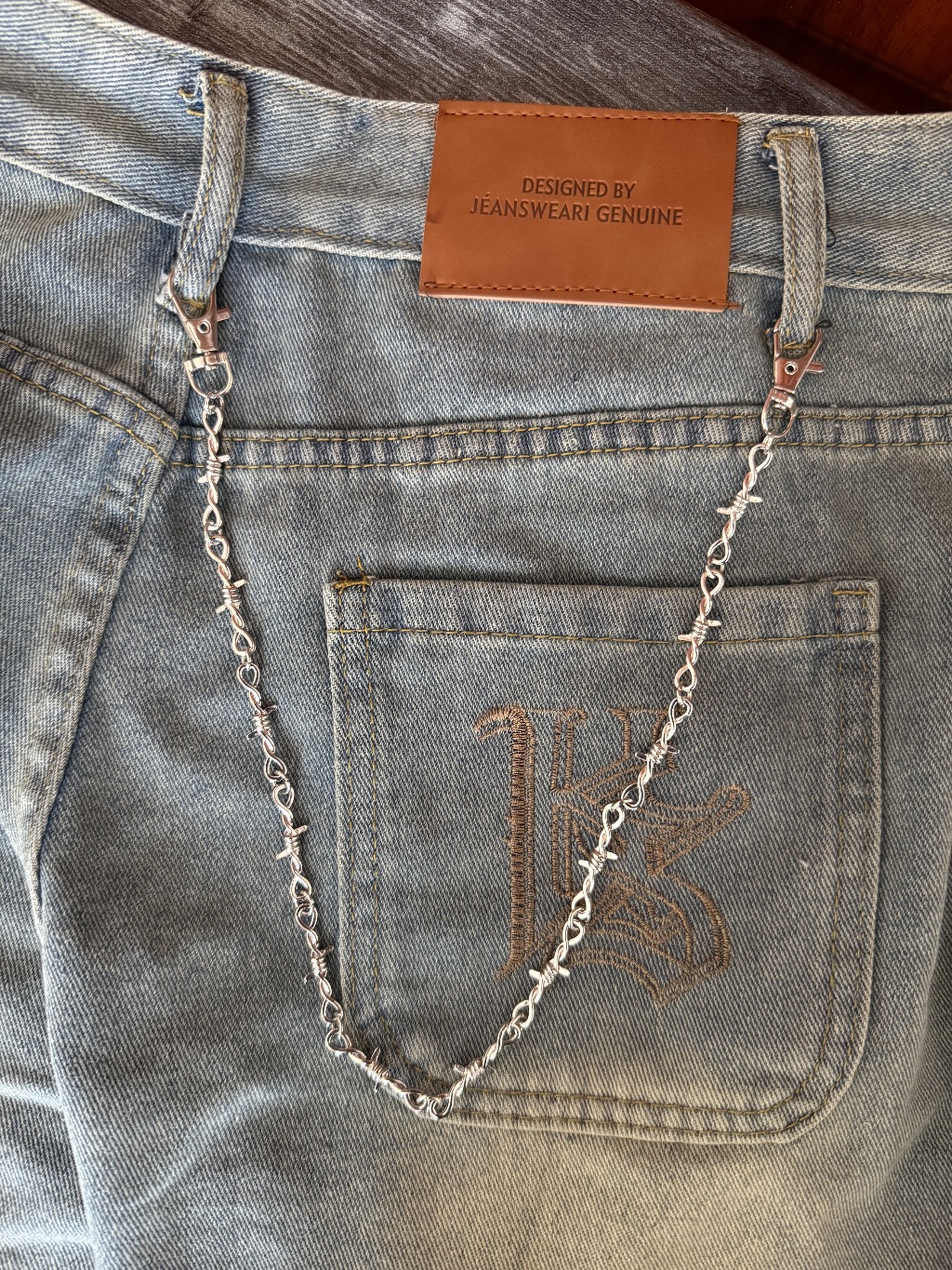 Barbed wire pant chain
