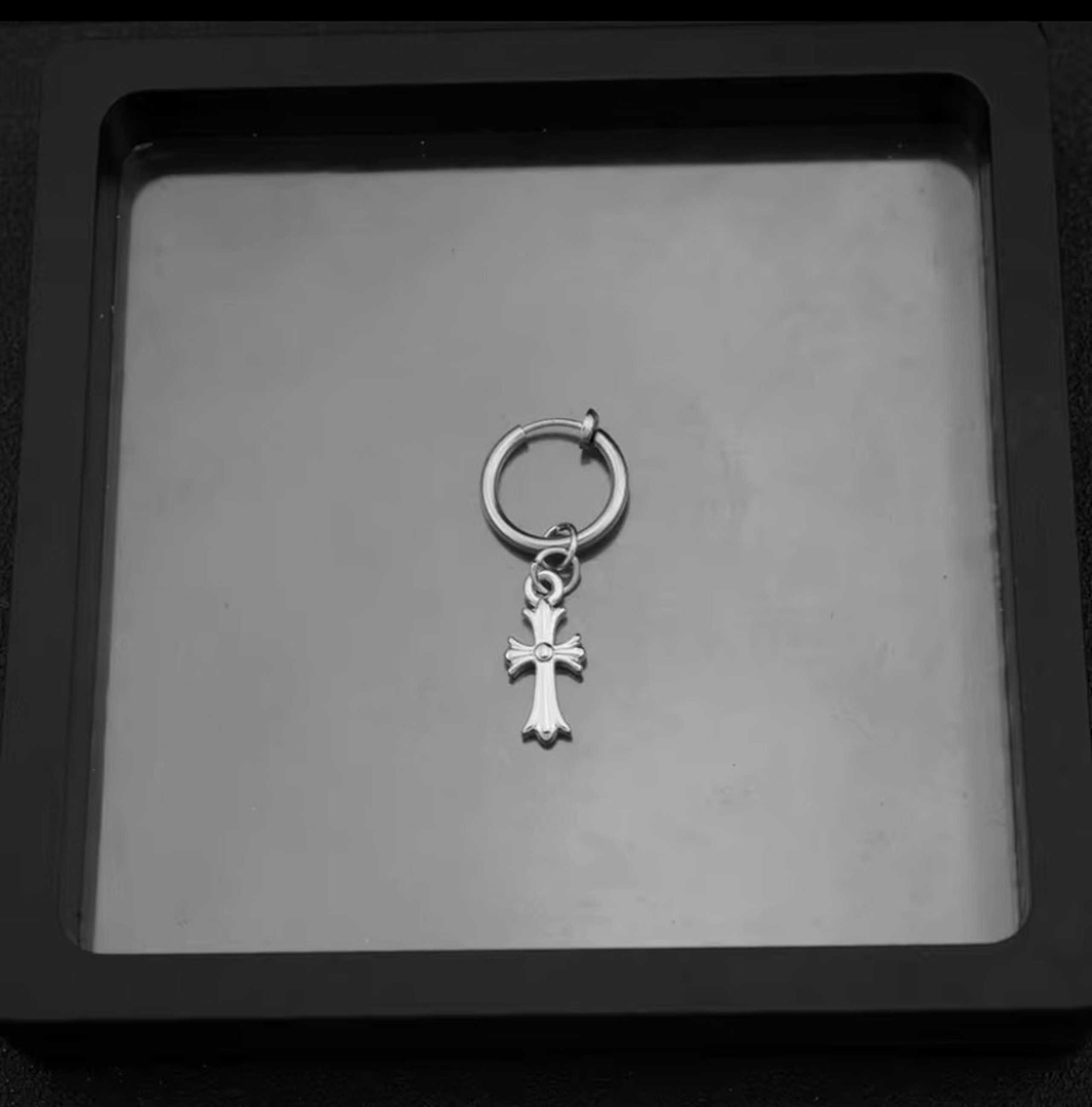 Chrome hearts clip stud earrings 