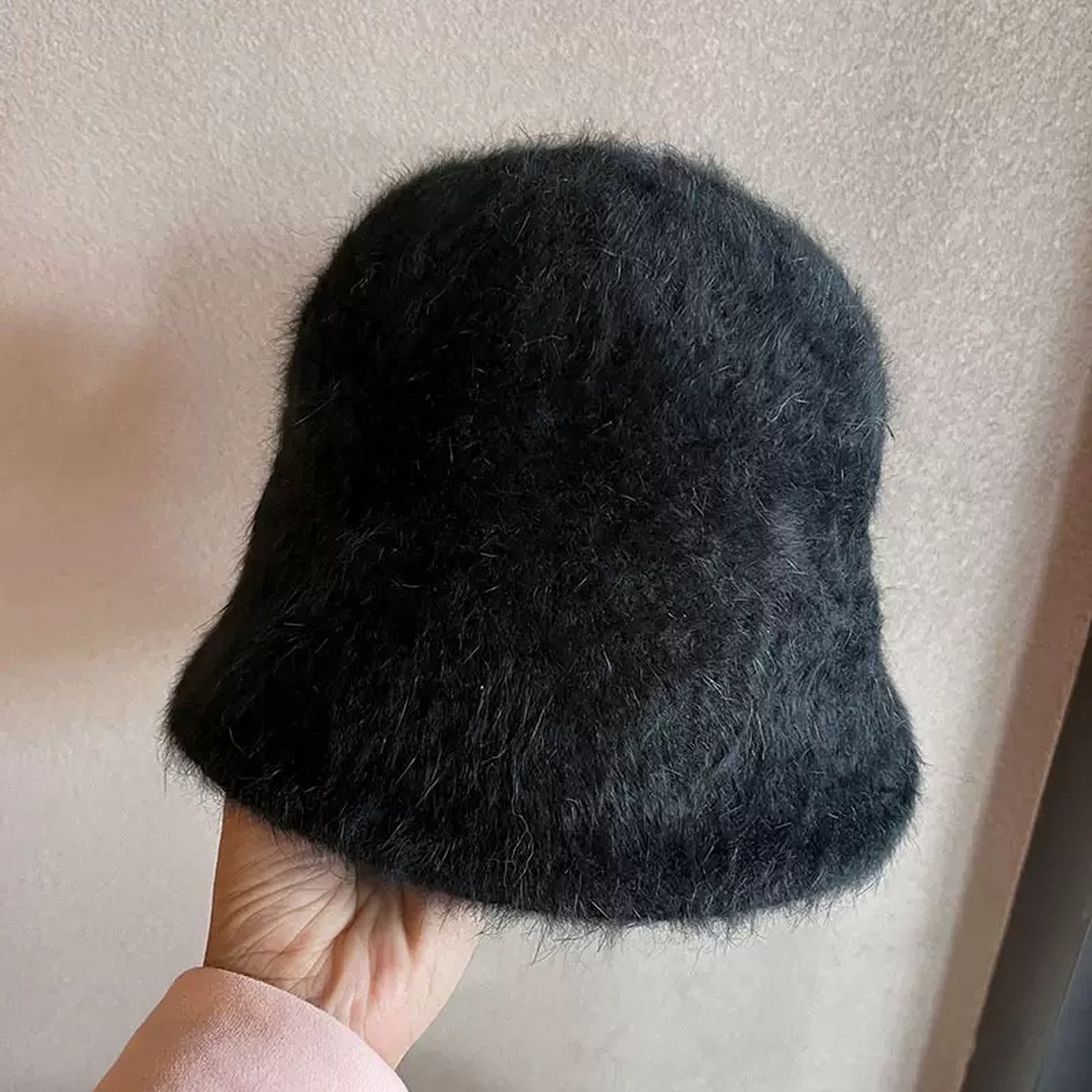 Fur bucket hat