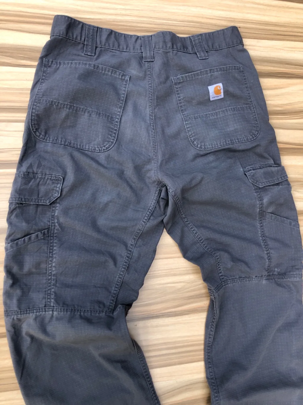Carhatt Relaxed Fit Cargo Pants