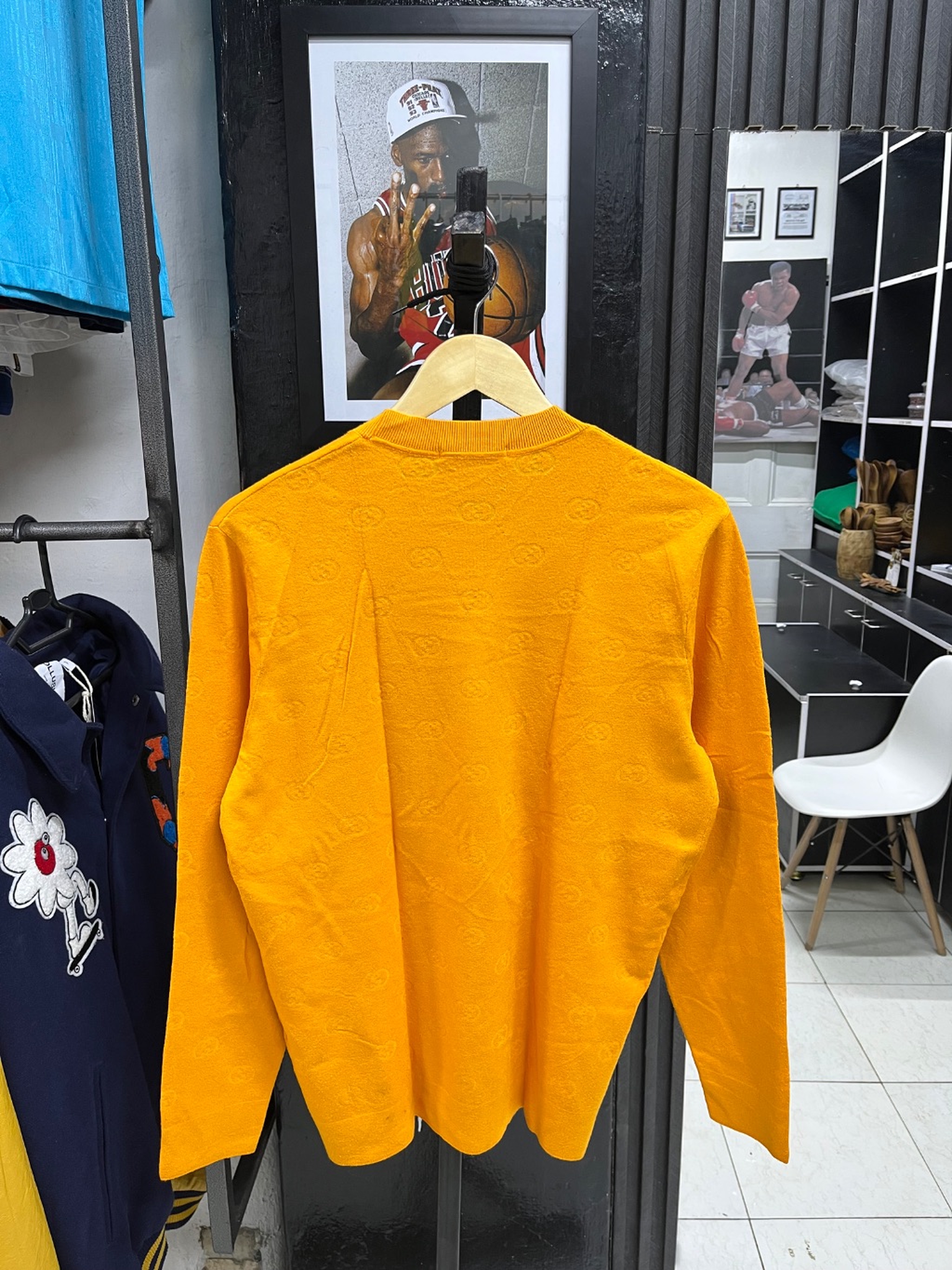 Gucci sweater