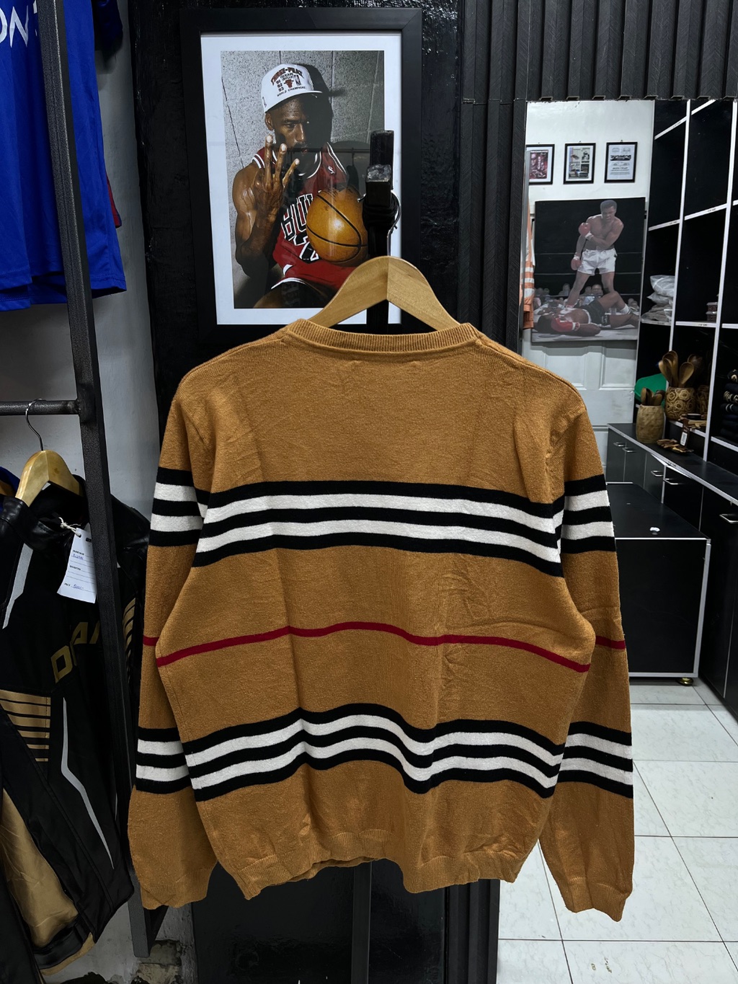 Burberry cardigan 