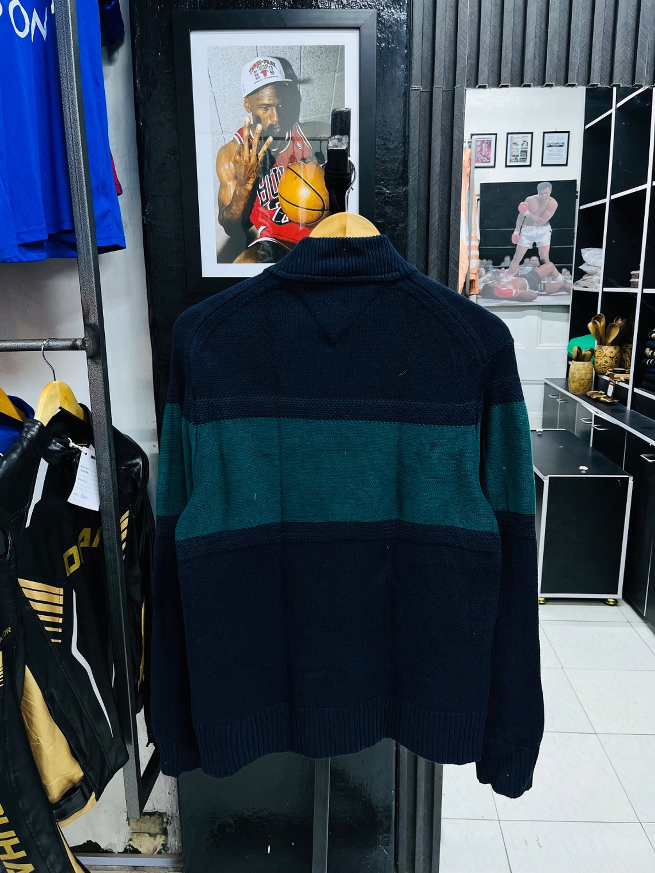 Tommy Hilfiger sweater 