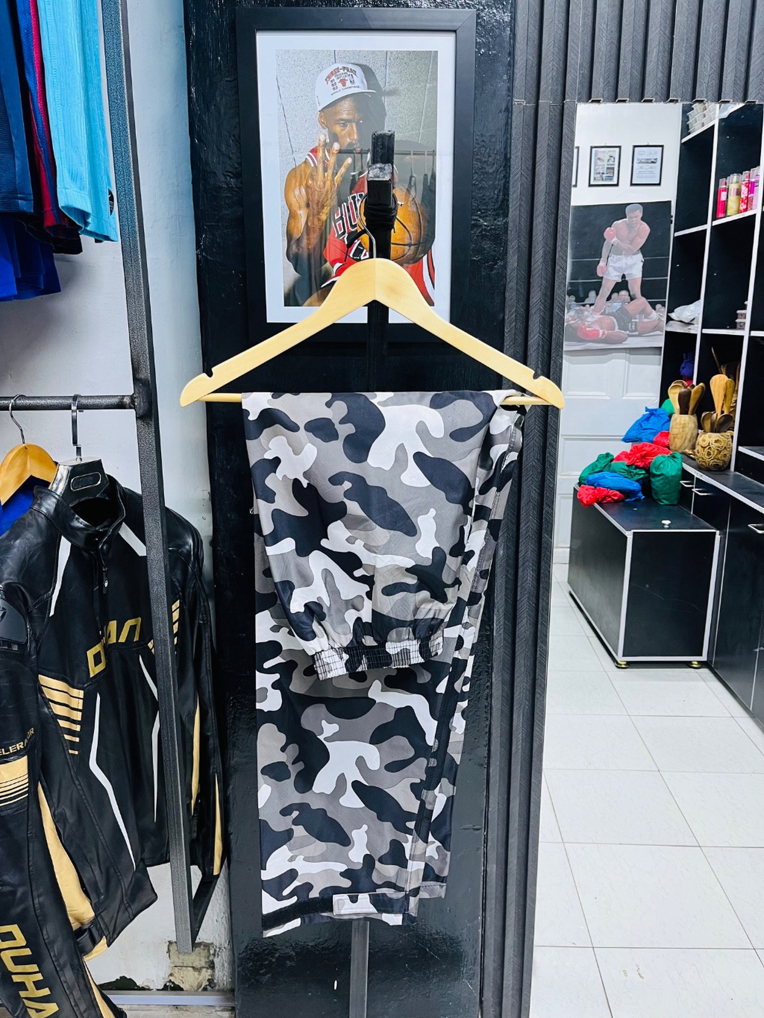 Camo pants 