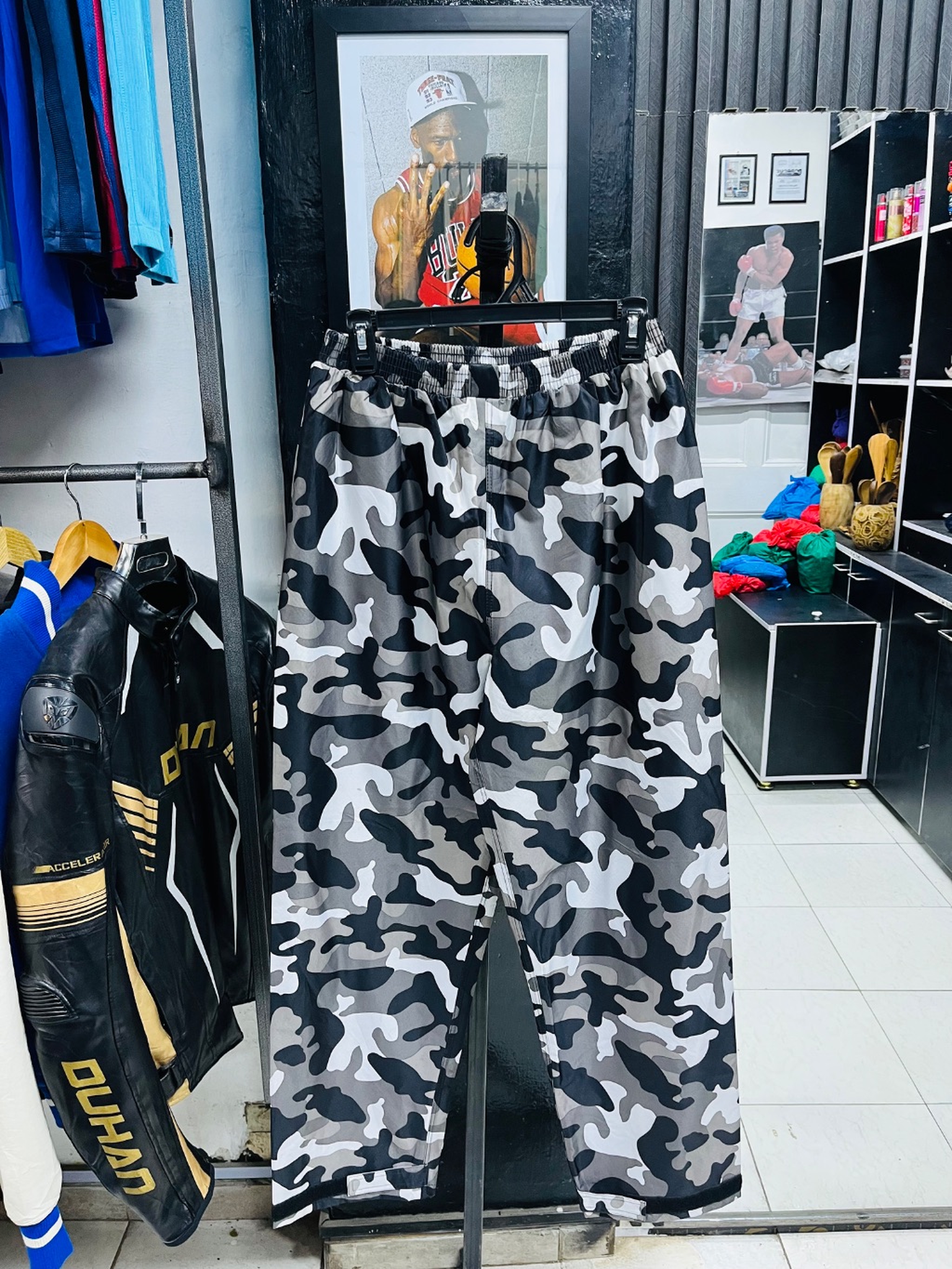 Camo pants 