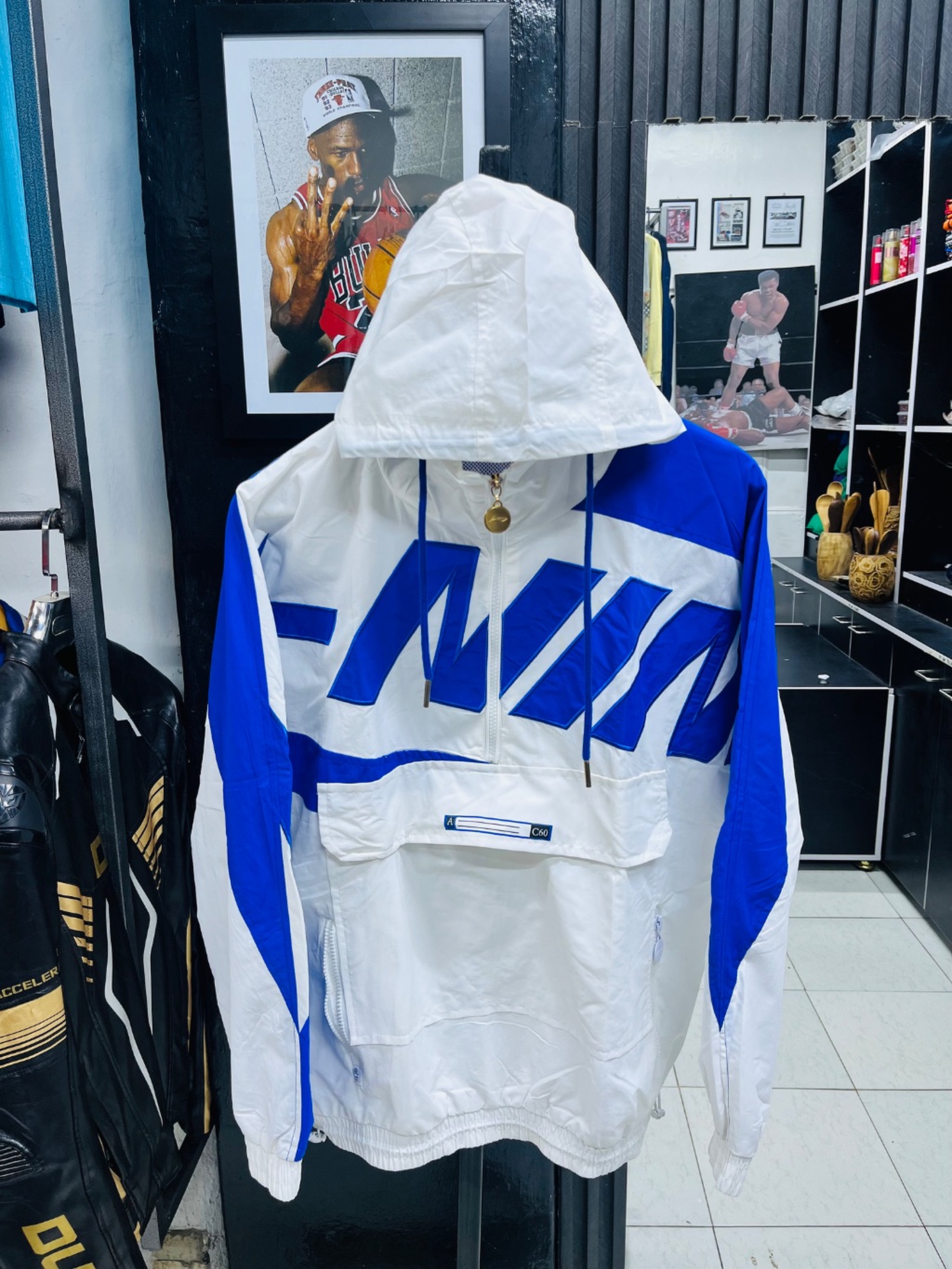 Li-ning kangaroo jacket