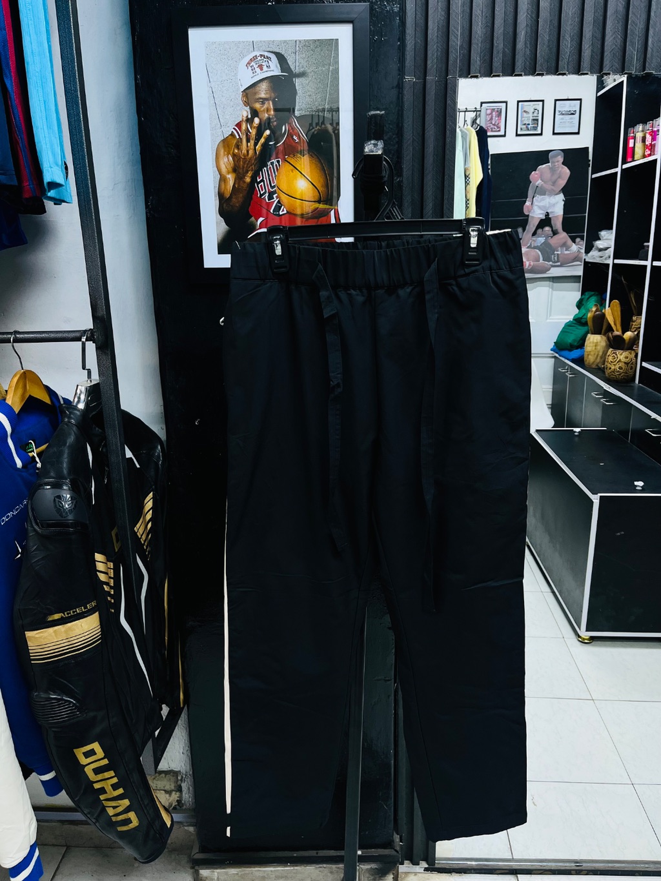 Heavy side button pants