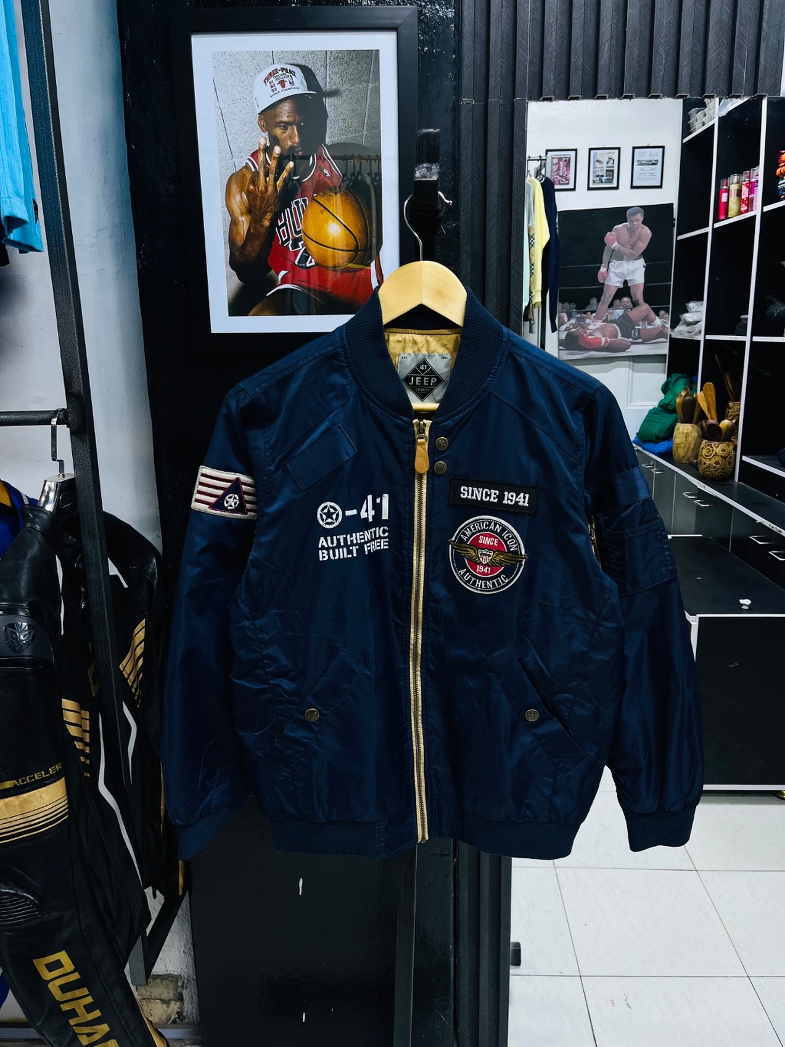 Jeep bomber jacket