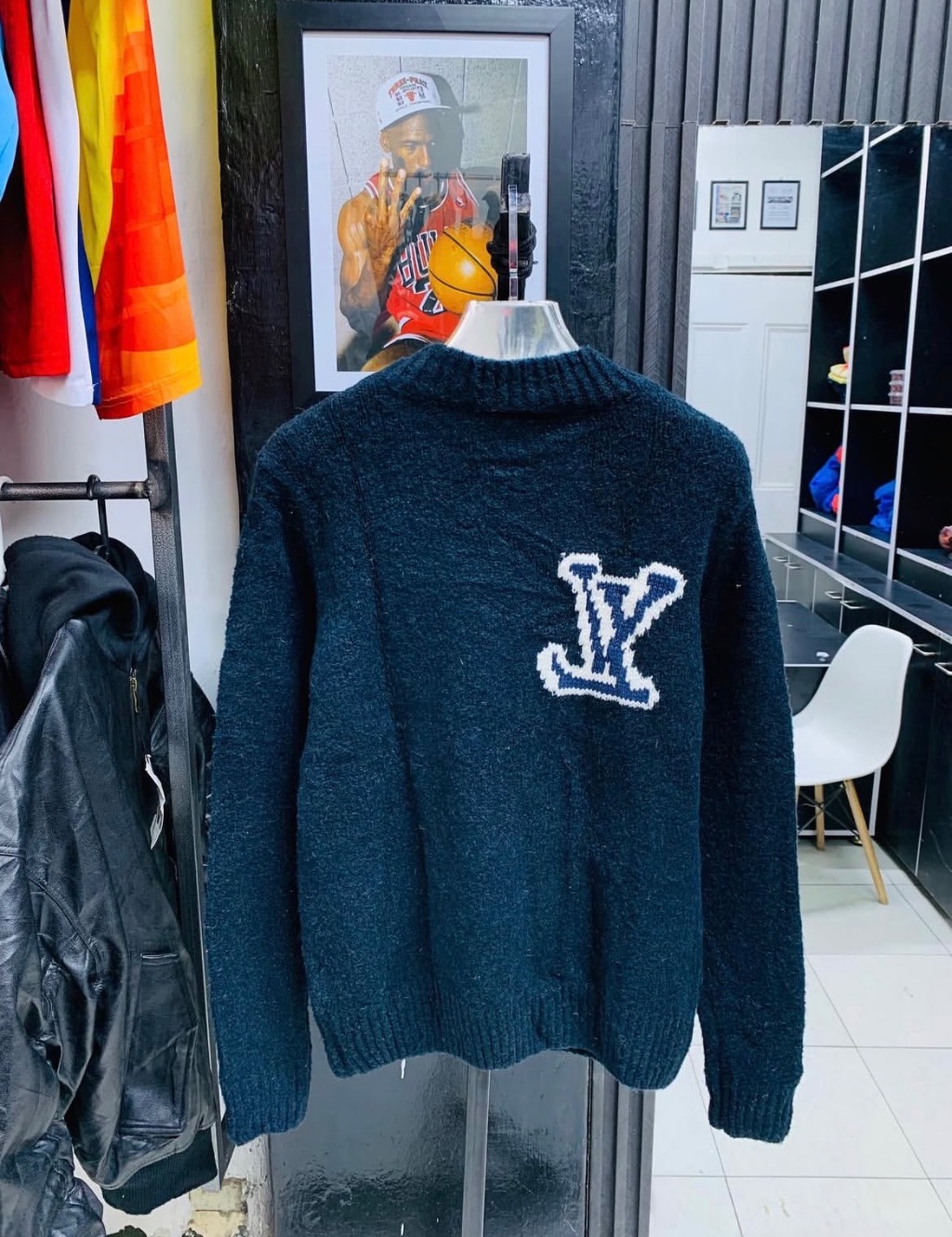 LV knitted sweater