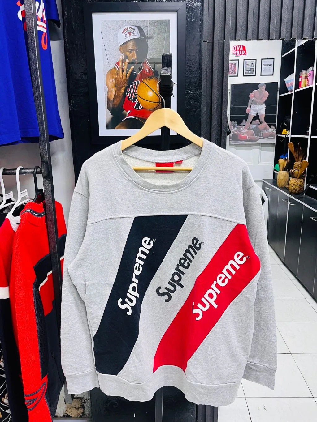 Supreme Sweatshirt