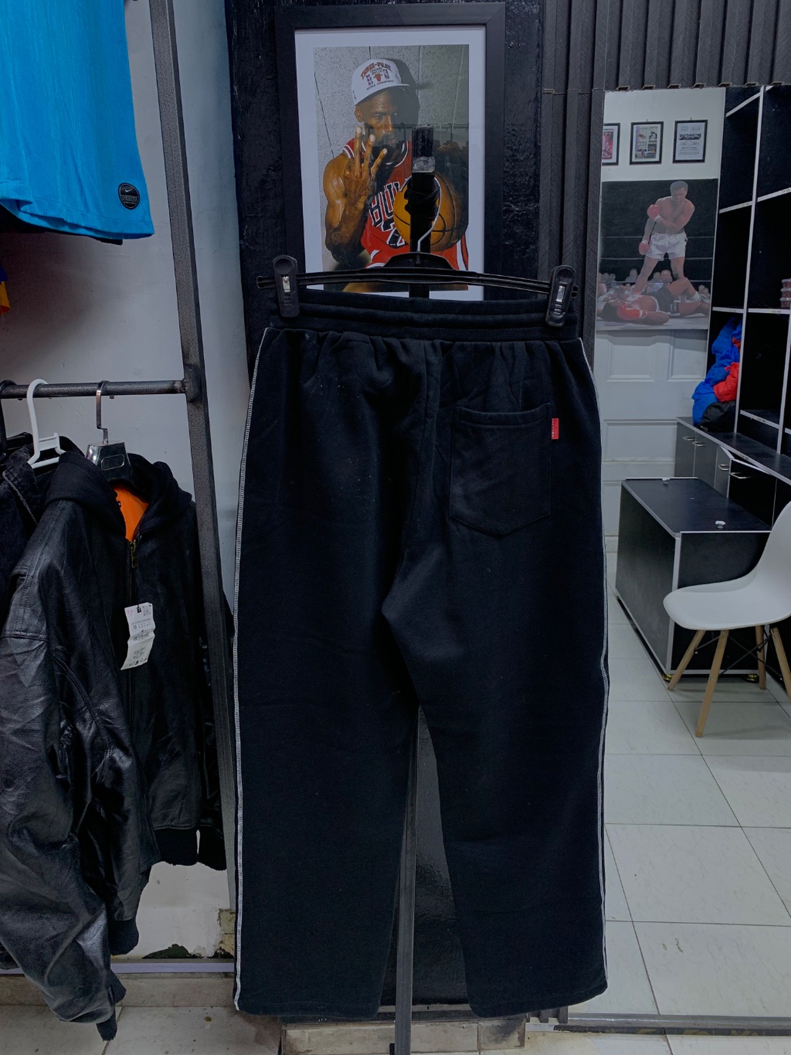 Wide leg pants