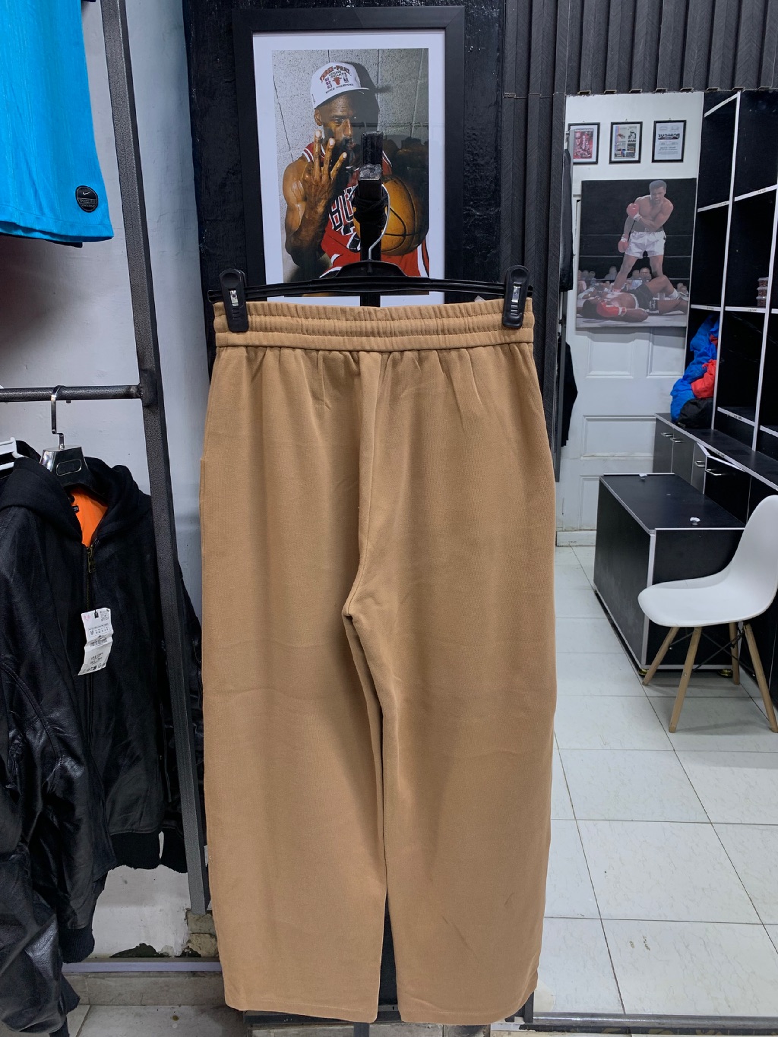 Wide leg pants