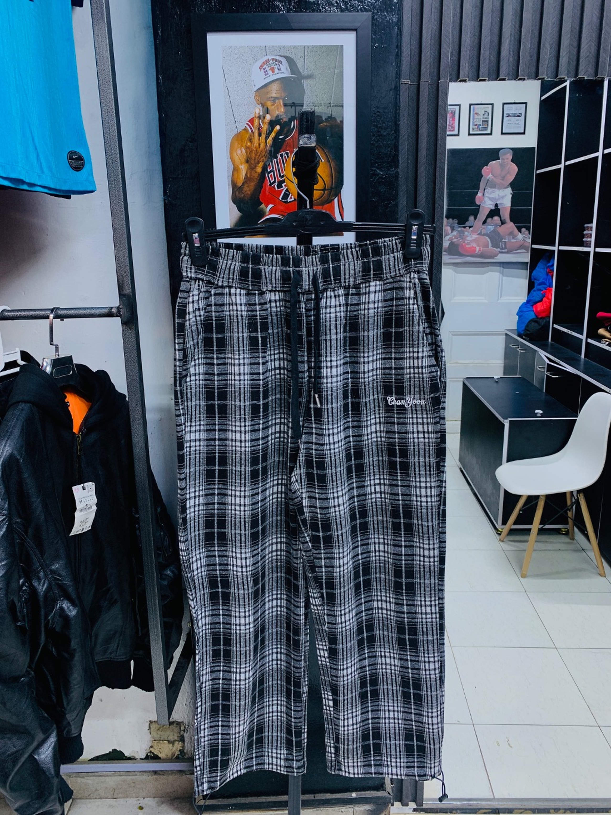 Wide leg pants