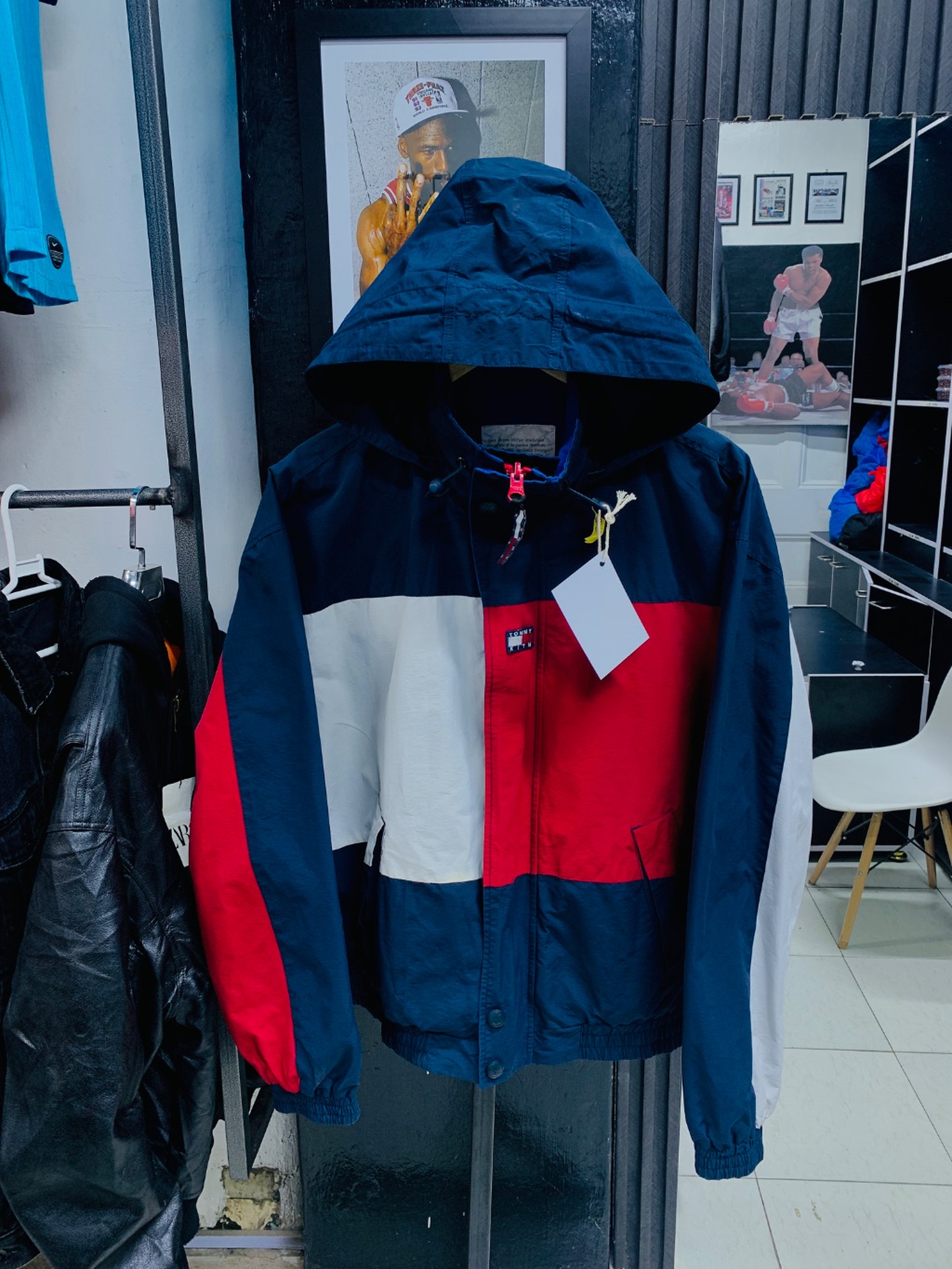 TH X Kith