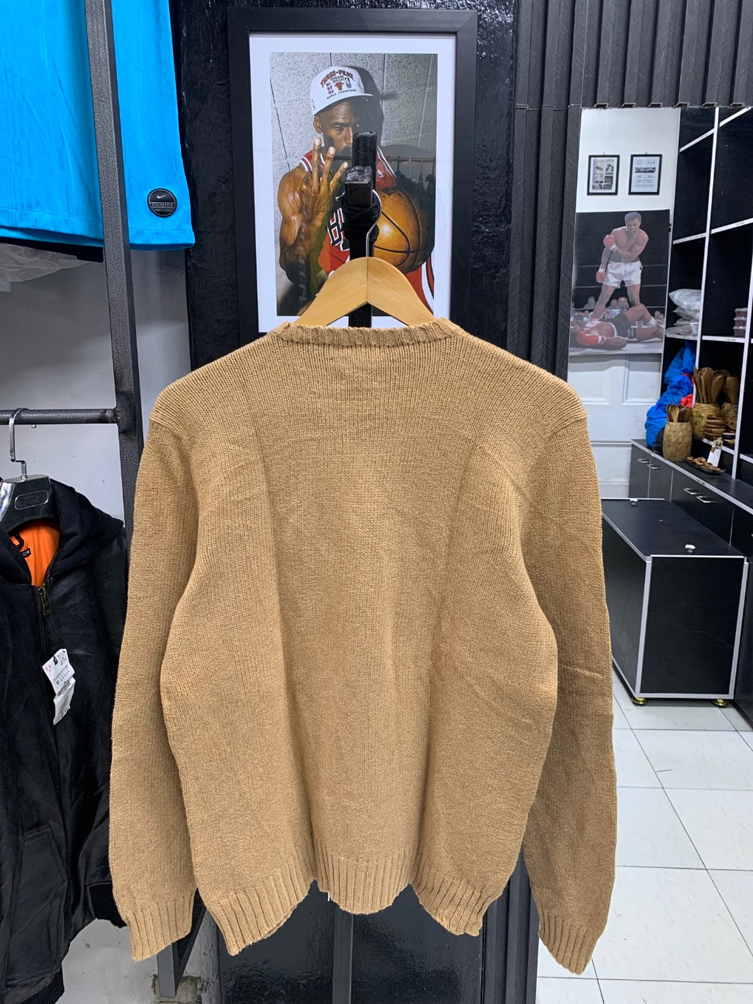 Polo sweater
