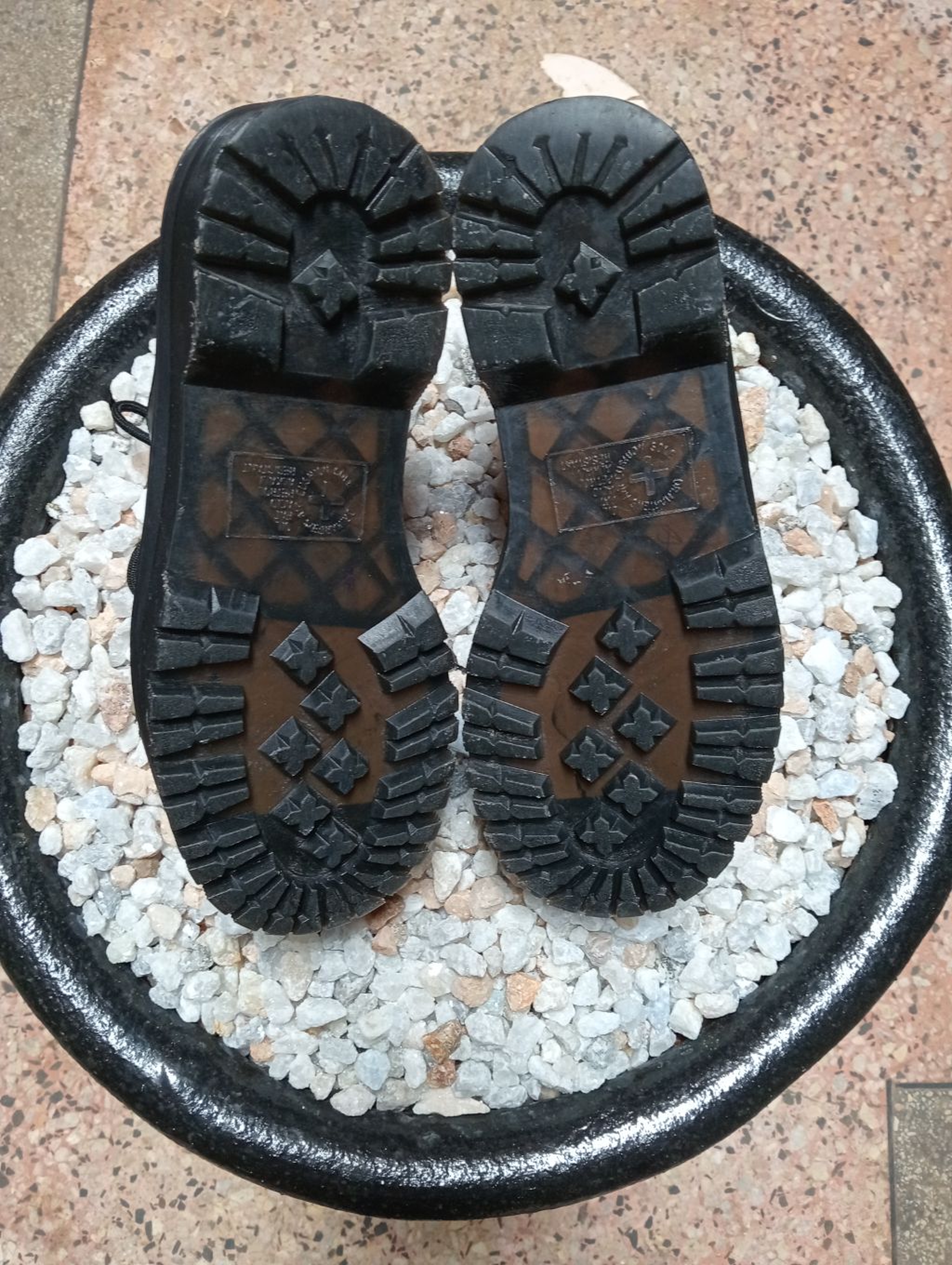 DR MARTENS 
