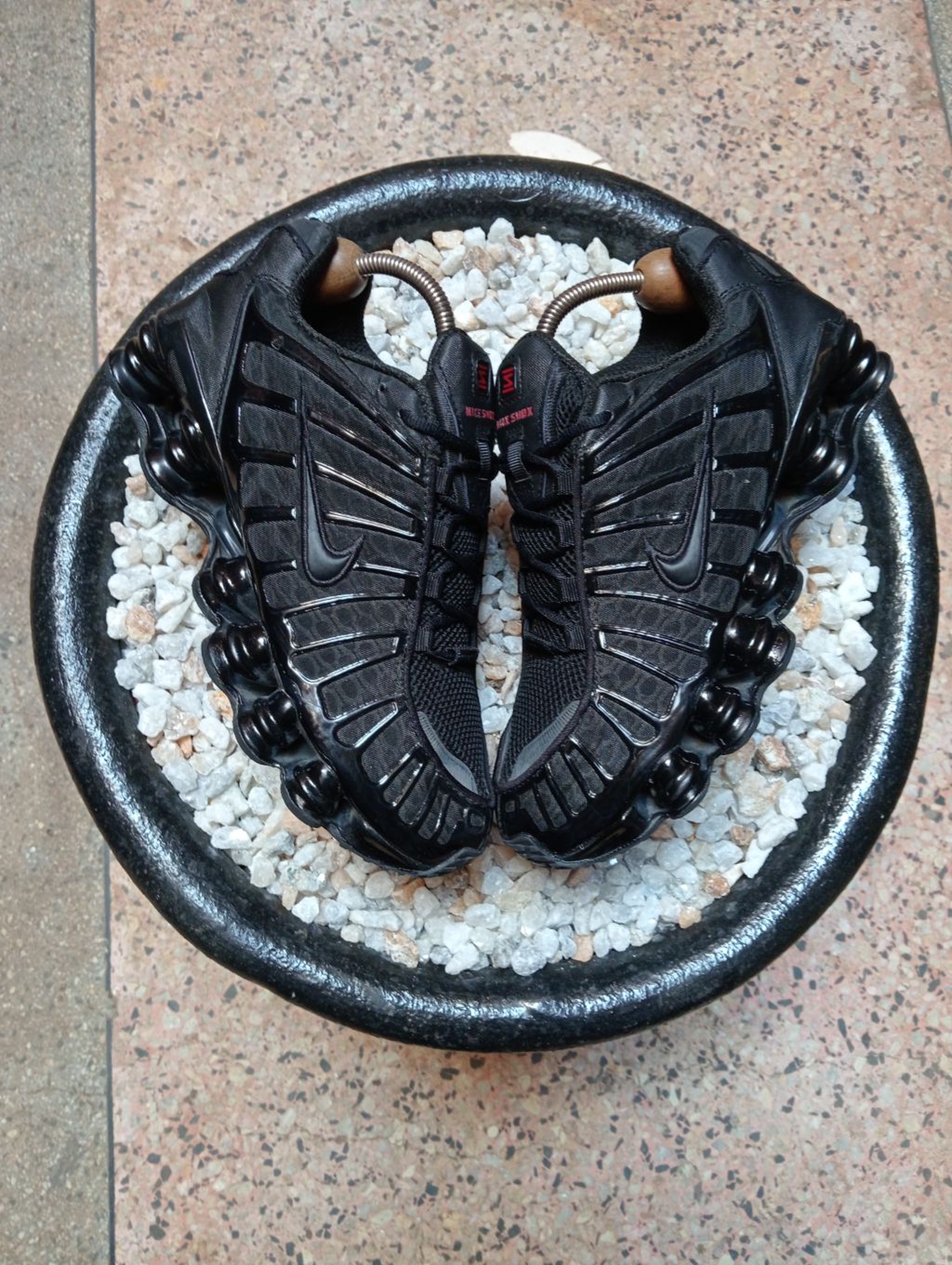 NIKE SHOX 🖤