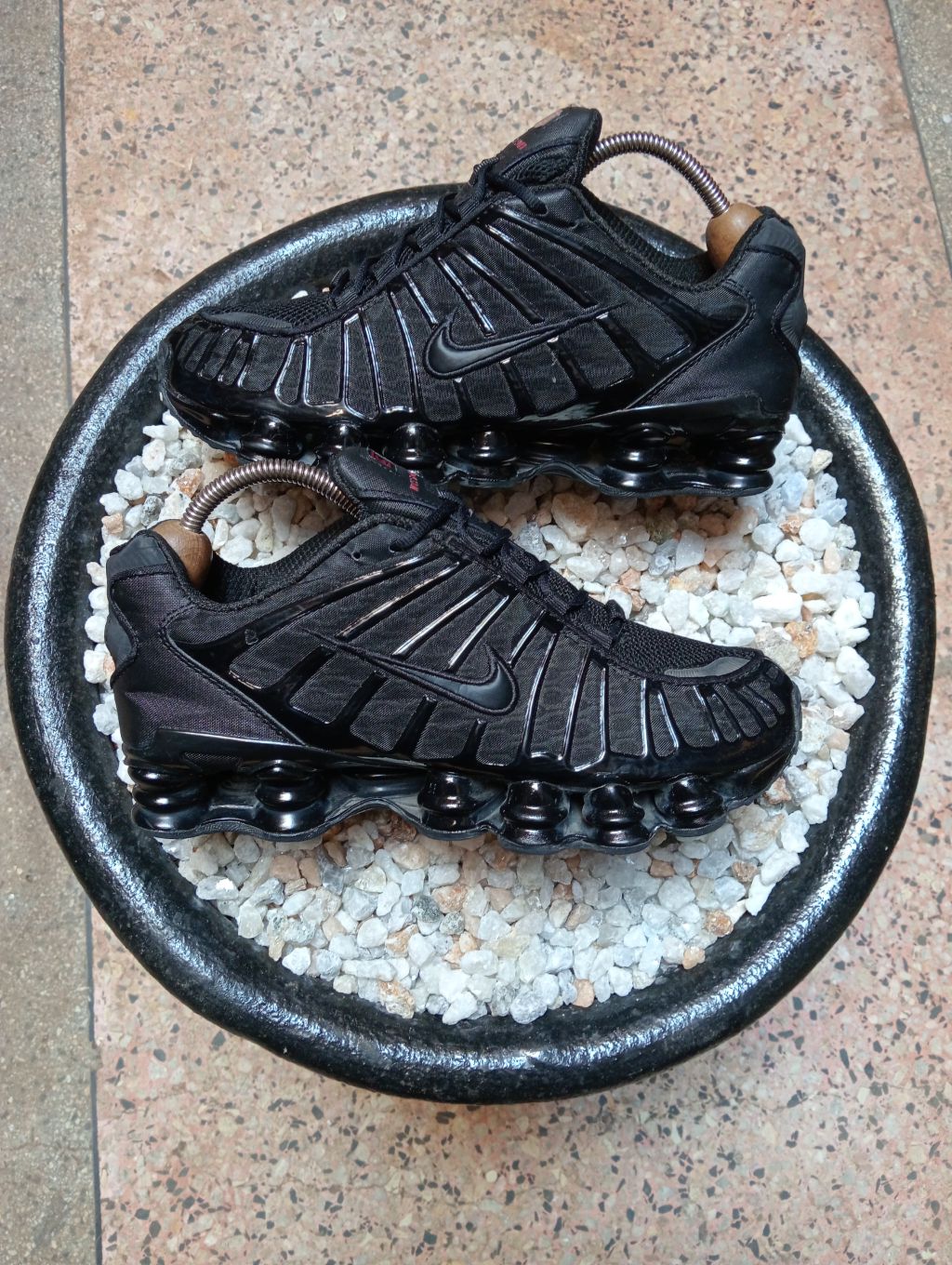 NIKE SHOX 🖤