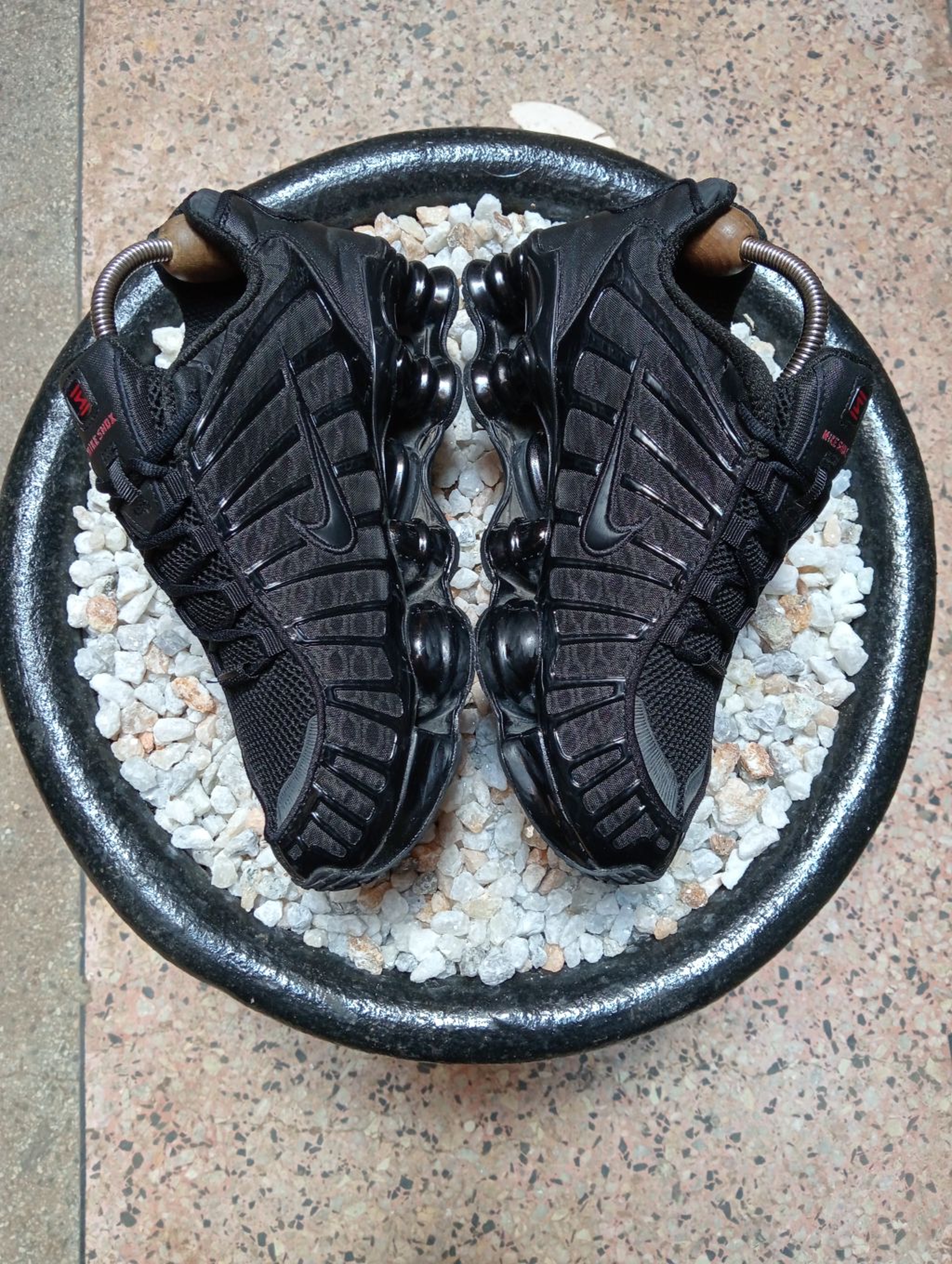 NIKE SHOX 🖤
