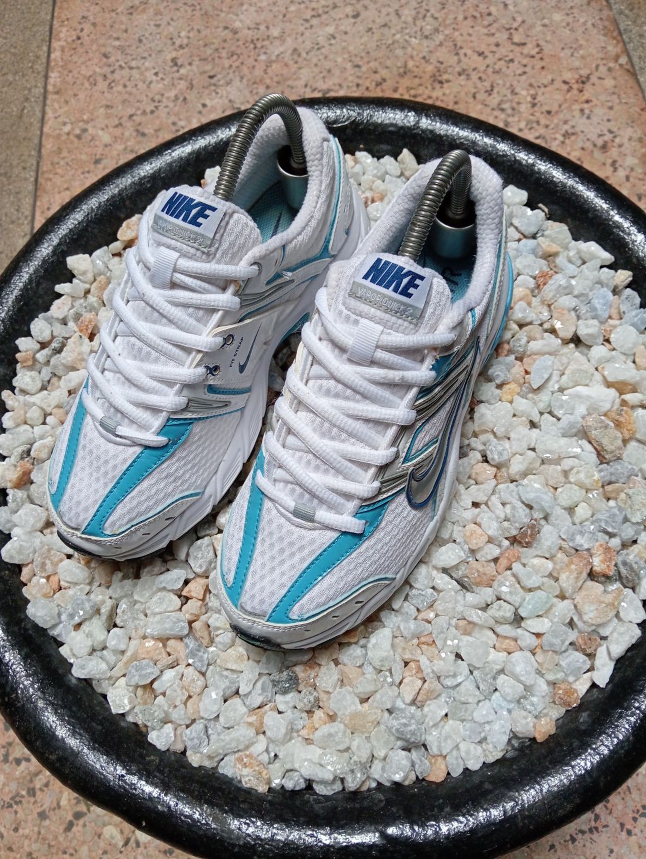 NIKE VOMERO 