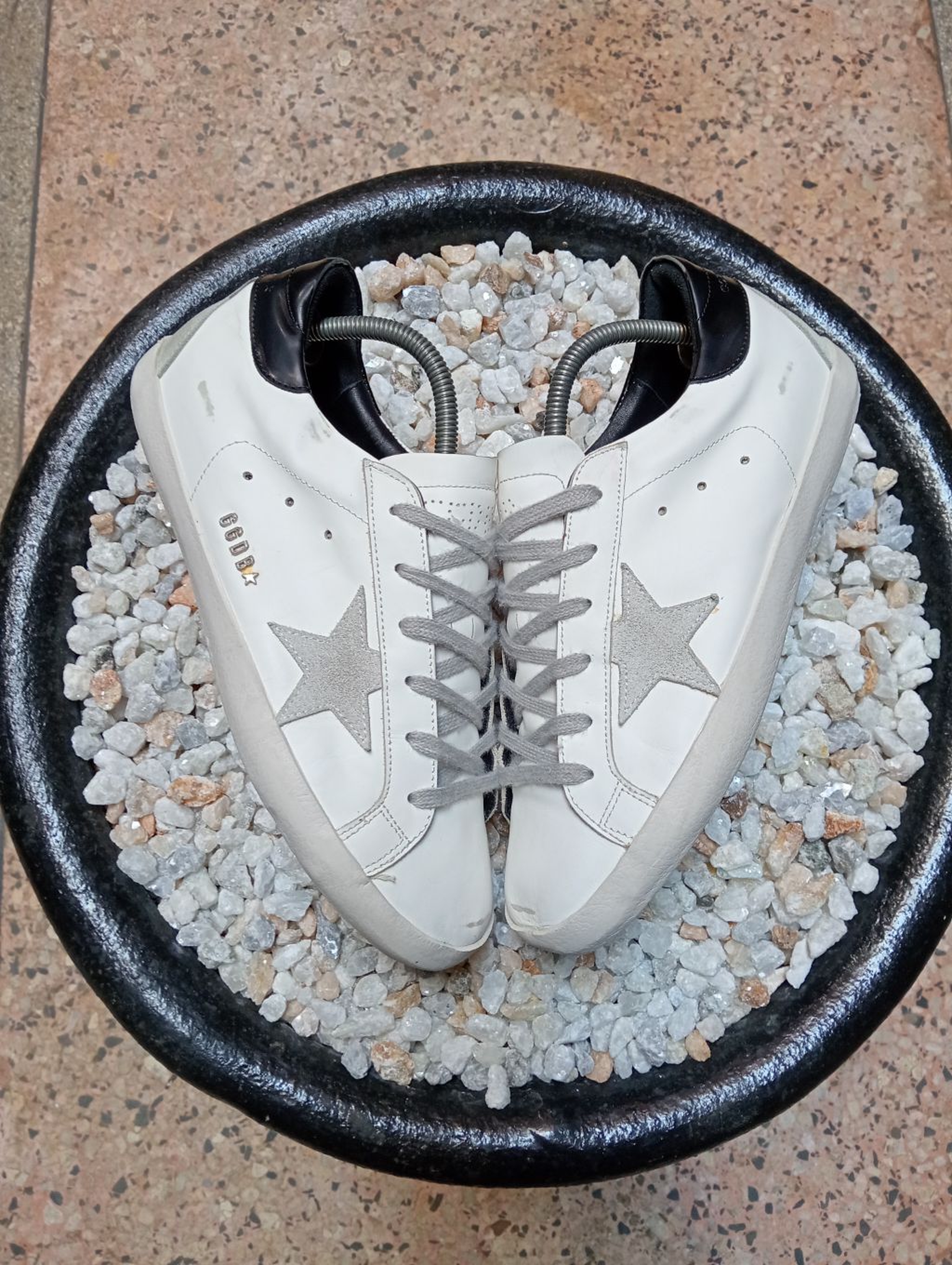 GOLDEN GOOSE 