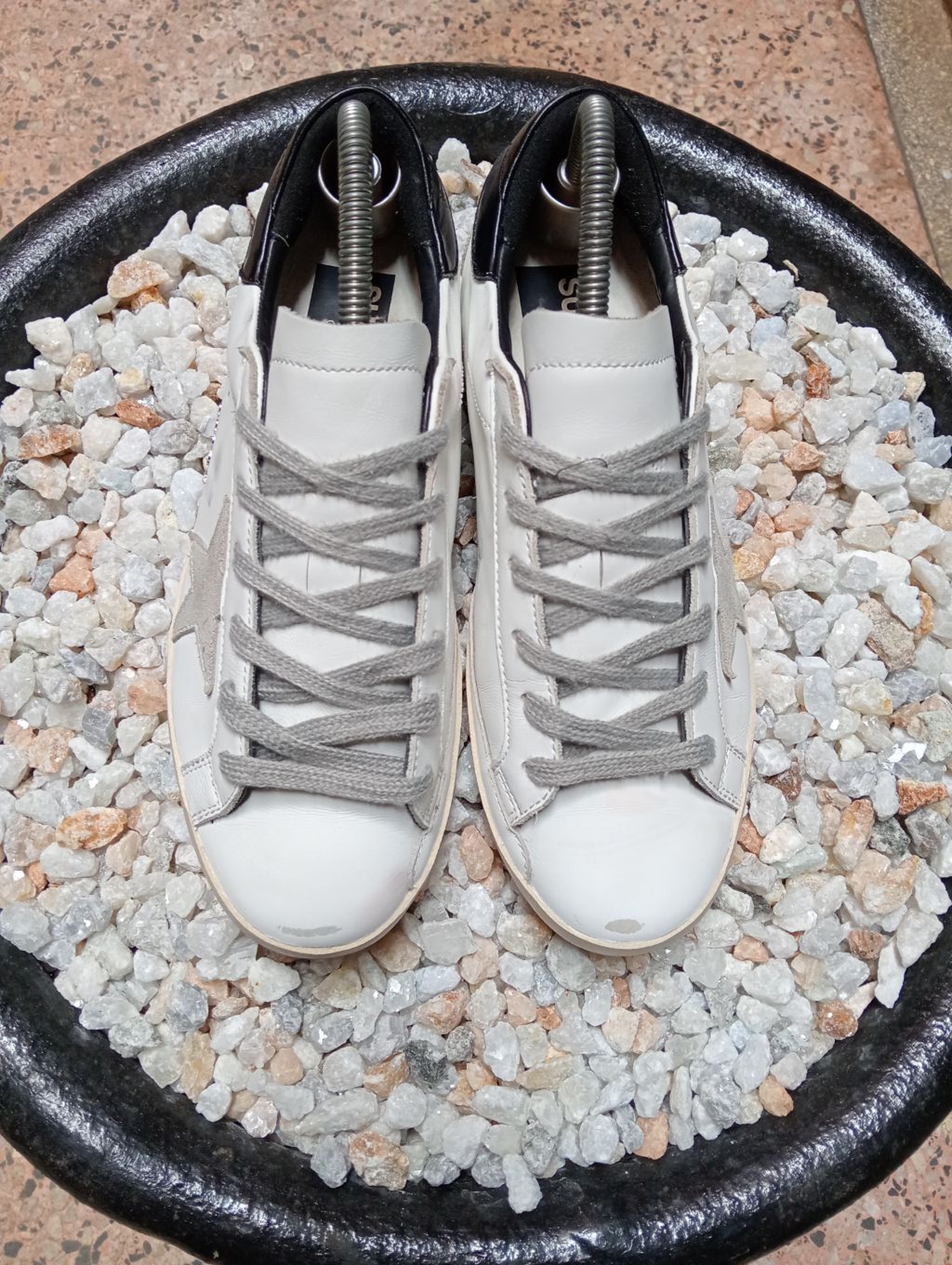 GOLDEN GOOSE 