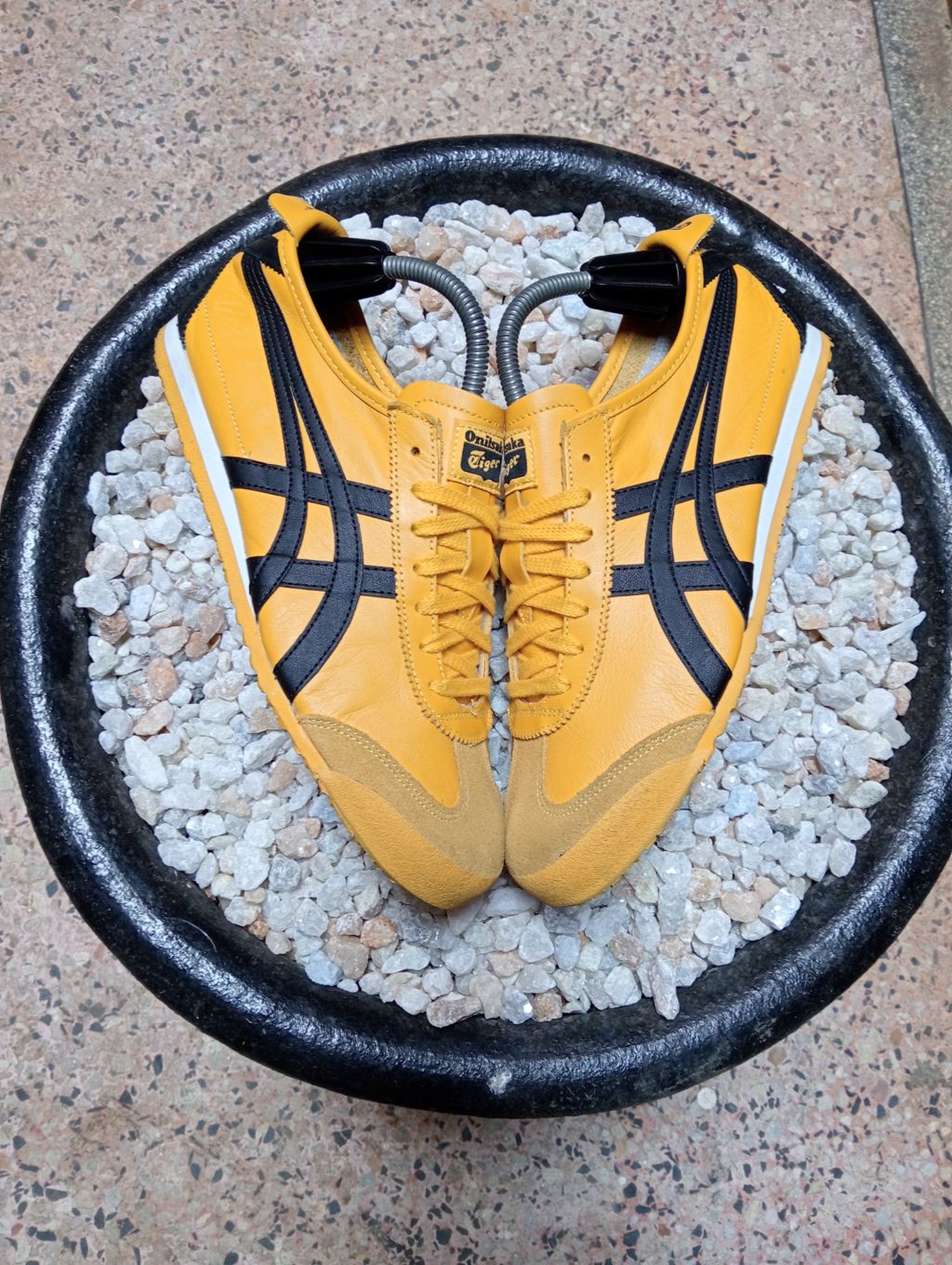 ONITSUKA TIGER 