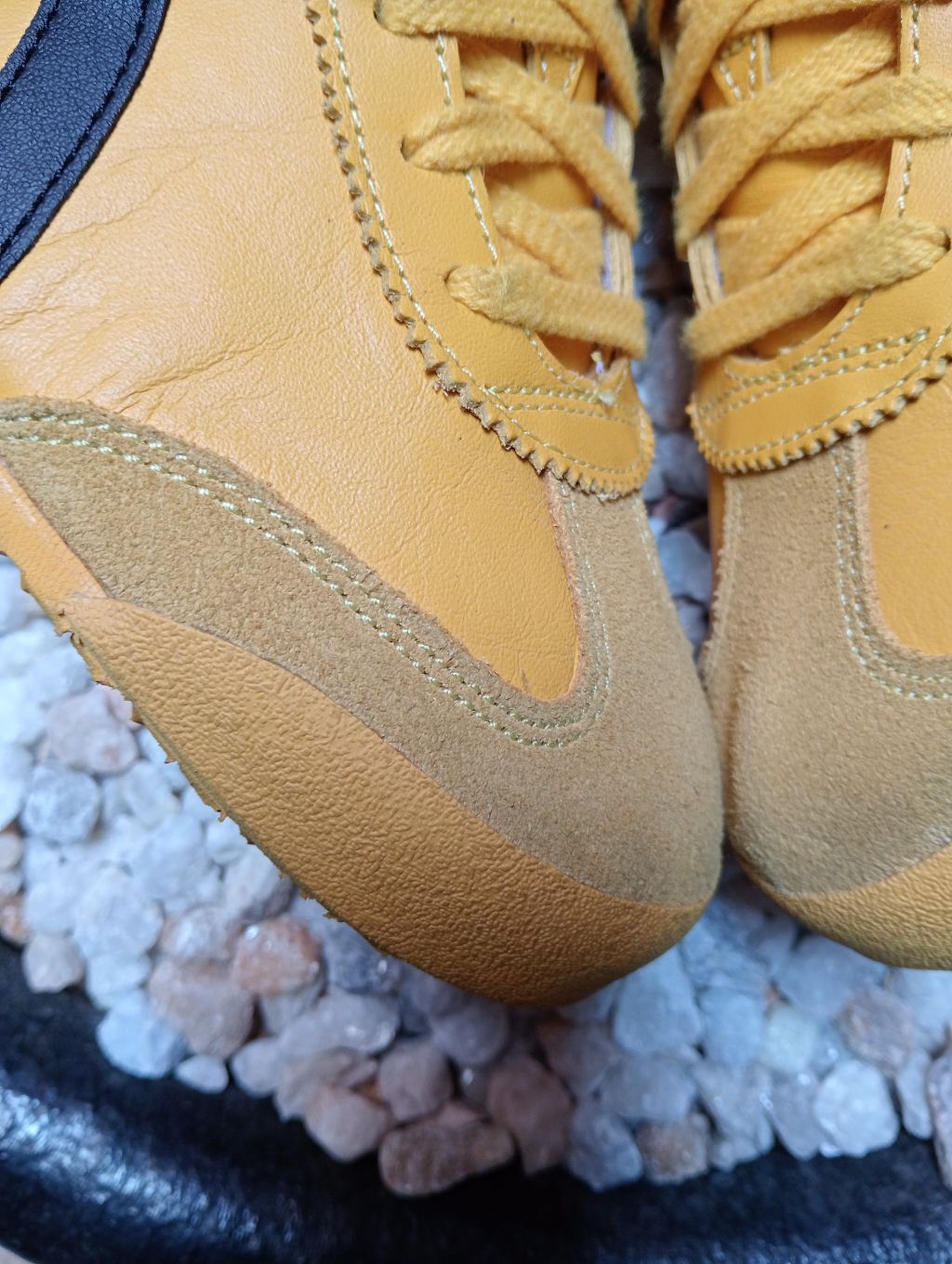 ONITSUKA TIGER 
