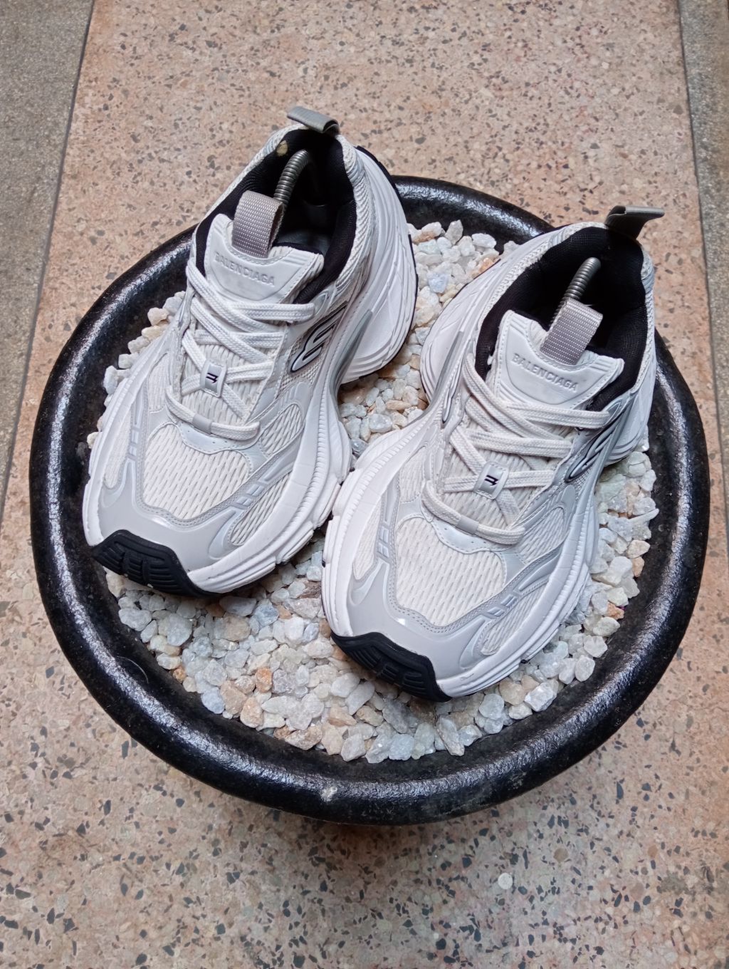 BALENCIAGA 10 XL 