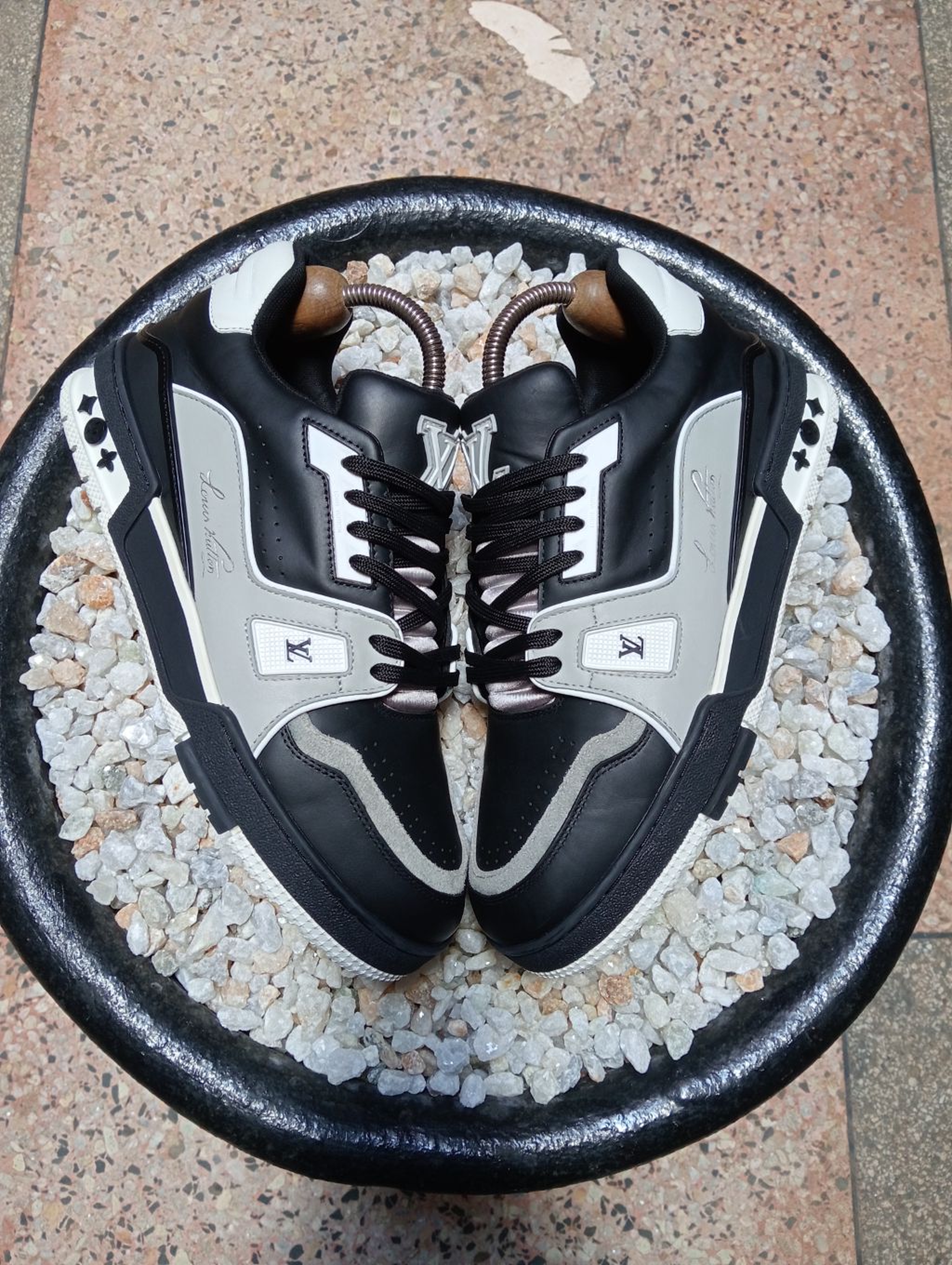 LOUIS VUITTON TRAINERS 