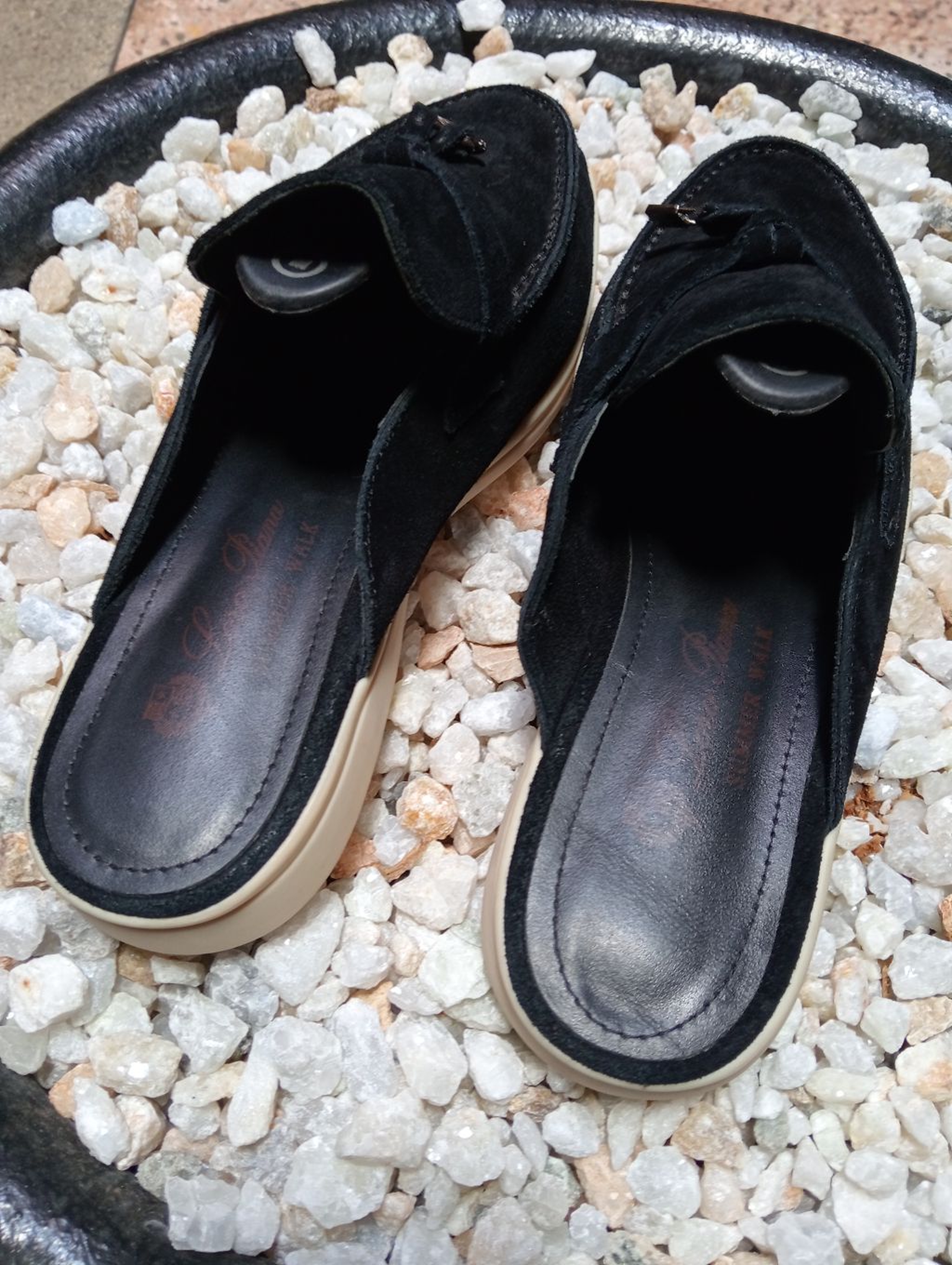 LORO PIANA MULES 