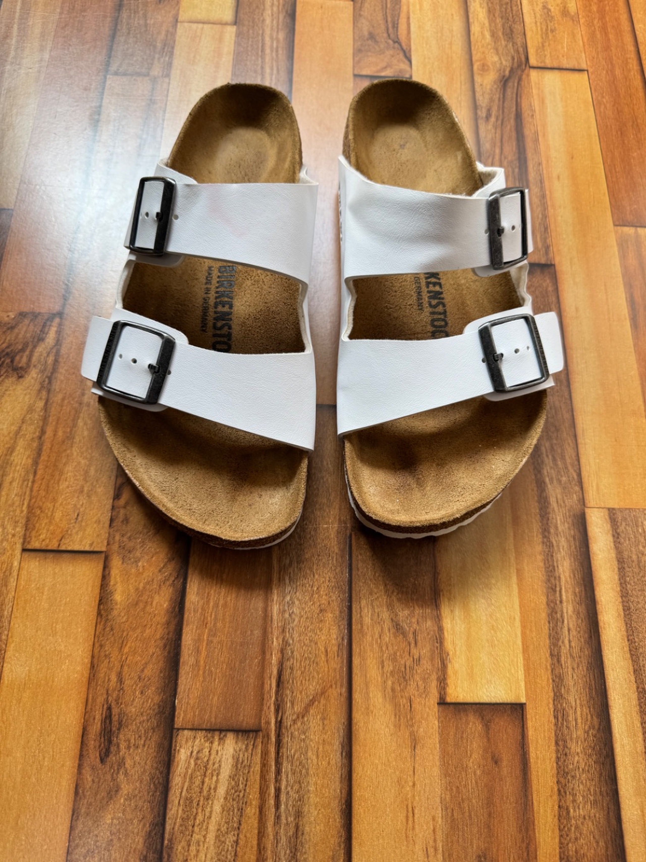 BIRKENSTOCK SANDALS 