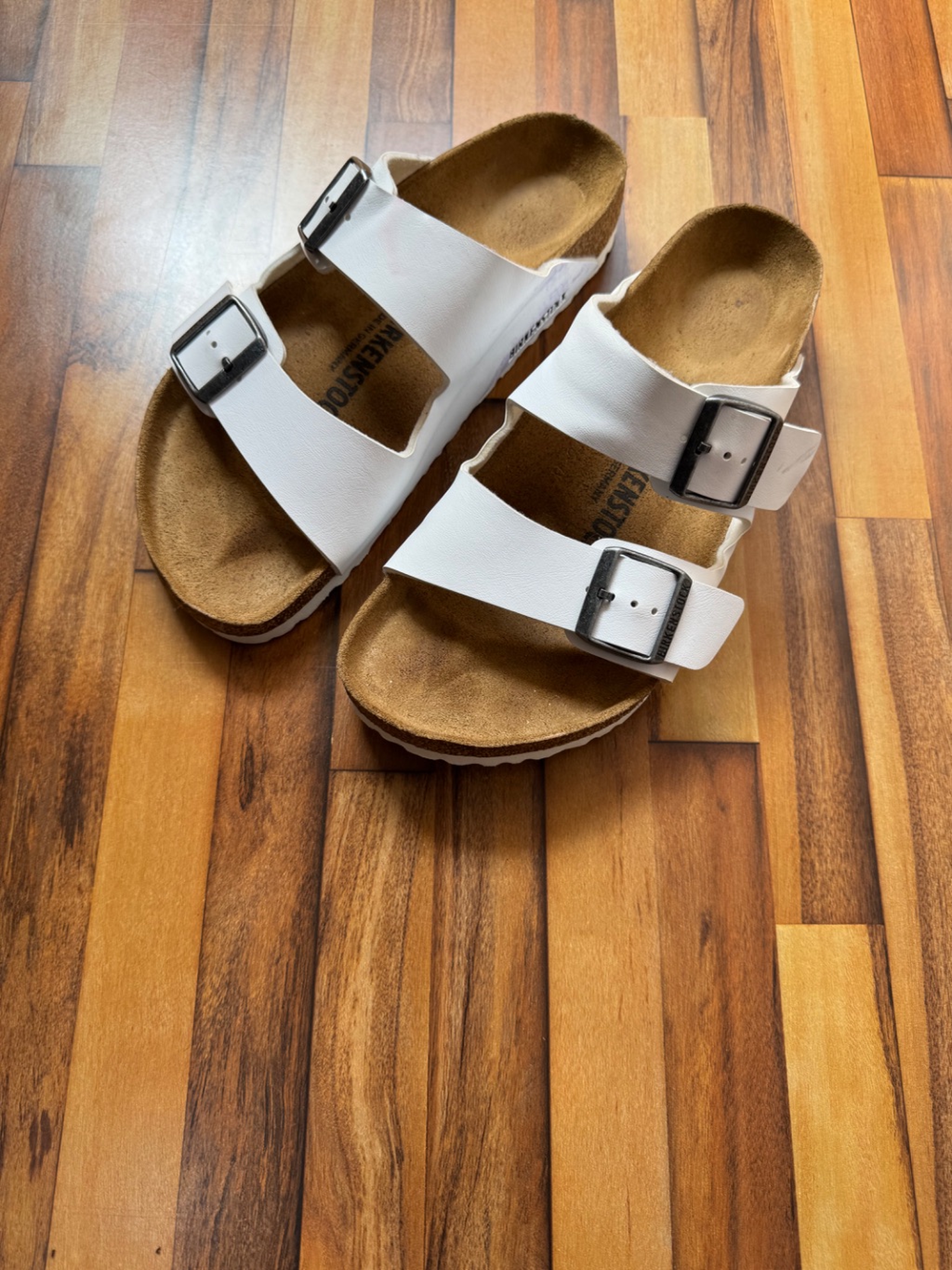 BIRKENSTOCK SANDALS 