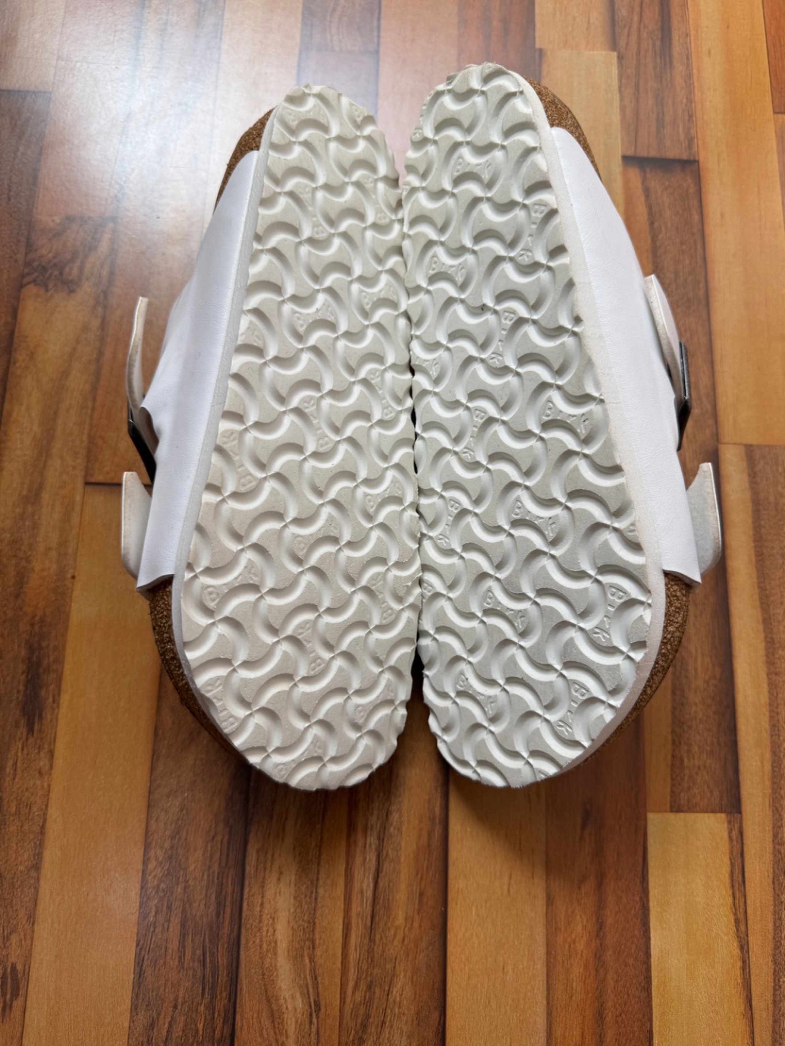 BIRKENSTOCK SANDALS 