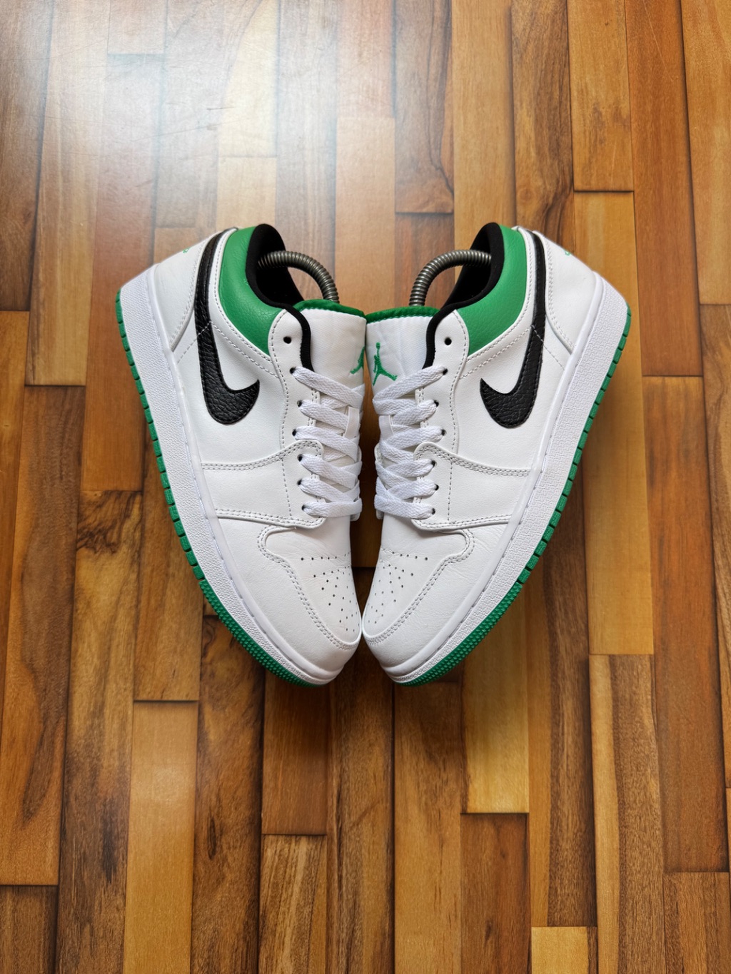 AIR JORDAN 1 LOWS 